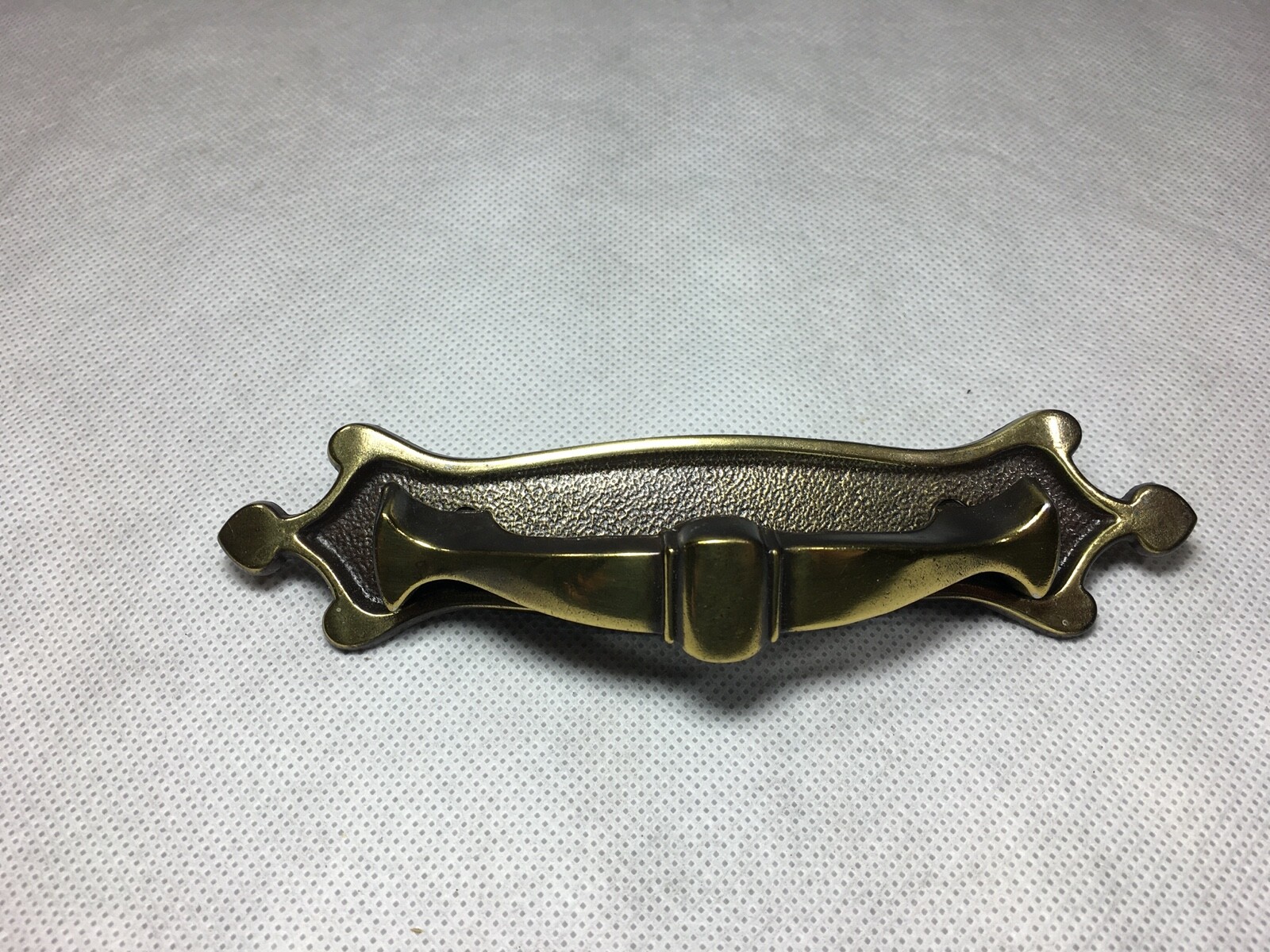 Vintage Brass Drawer Pull Handles Lot of 4 & Everbilt Door Pull Black Enamel