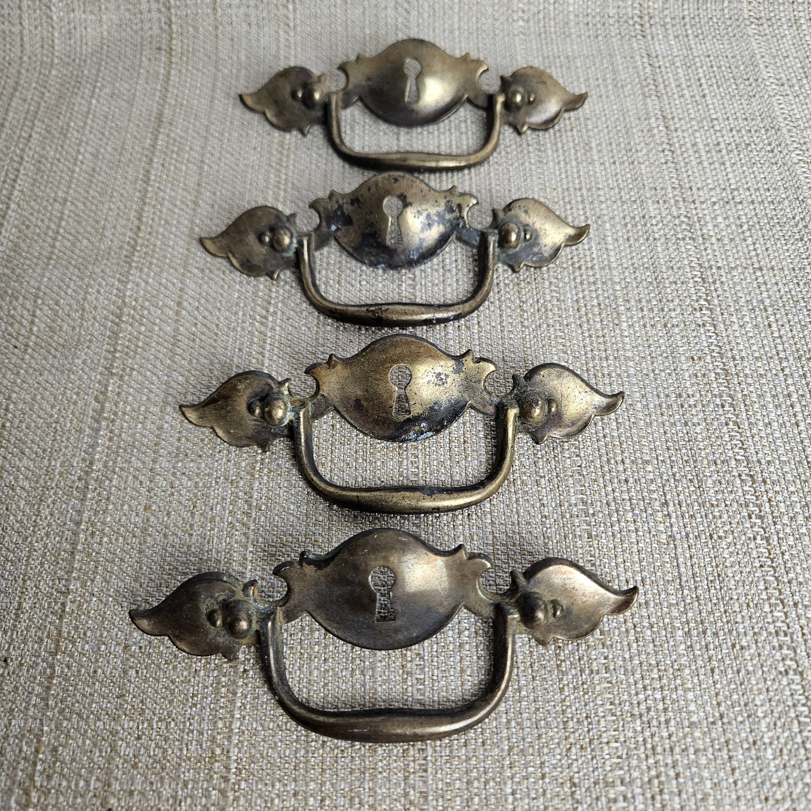 Keeler Brass Drawer Pulls Set 4 Keyhole Bail Handles Vintage Ornate 5″