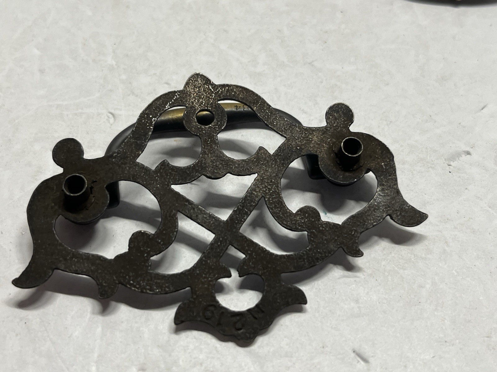 Vintage Lot (4) NOS Decorative Antique Brass Batwing Drop Bail Pulls