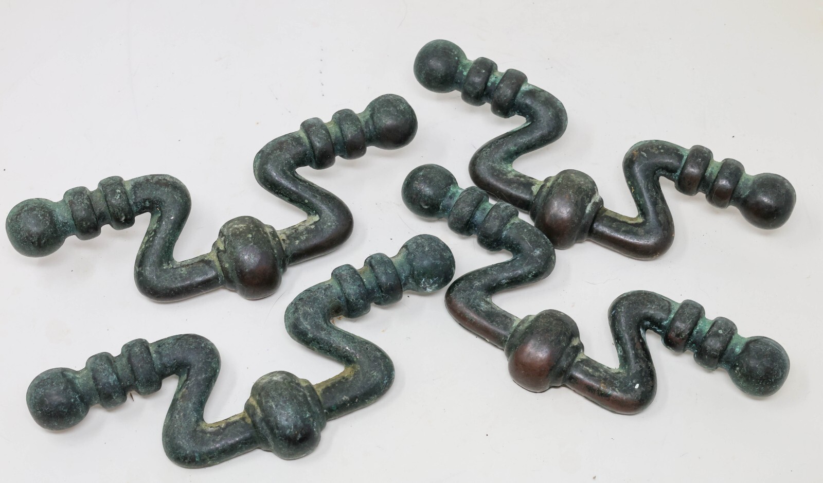 Antique Matching Set of Four (4) Drawer Pulls Handles 7″ Long 2″ CTC #1589 P2910