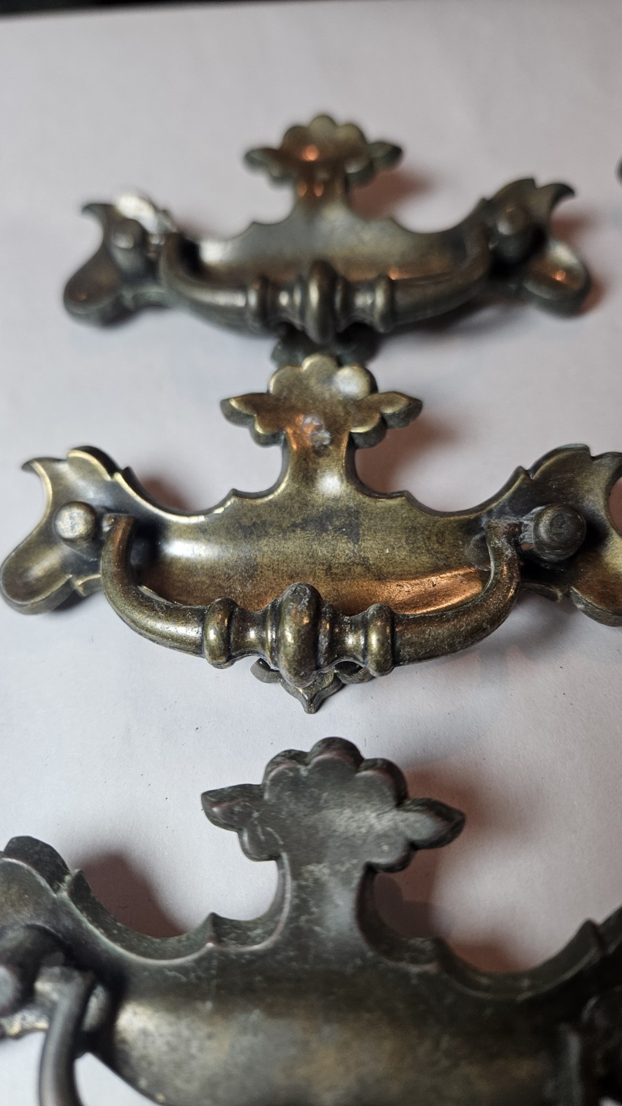 Vintage Keeler Brass Co KBC P2308 Chippendale Bail Pulls 2-1/4″ Center Set of 7