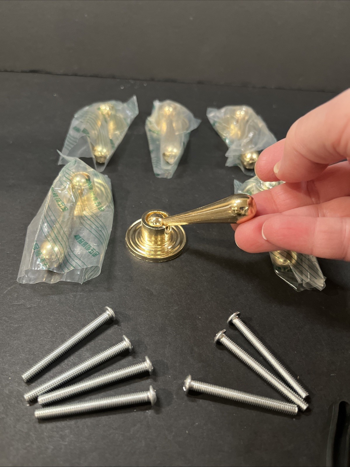 Gold Tone Tear Drop Or Pendant Drawer Pulls Set 6 Screws Classic Cabinet Dresser
