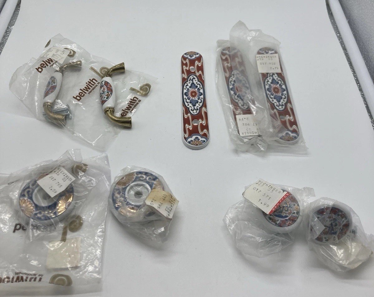 Belwith Vtg 2 Cabinet Drawer Handles 3 backplates 2 knobs & backplate Asian lot