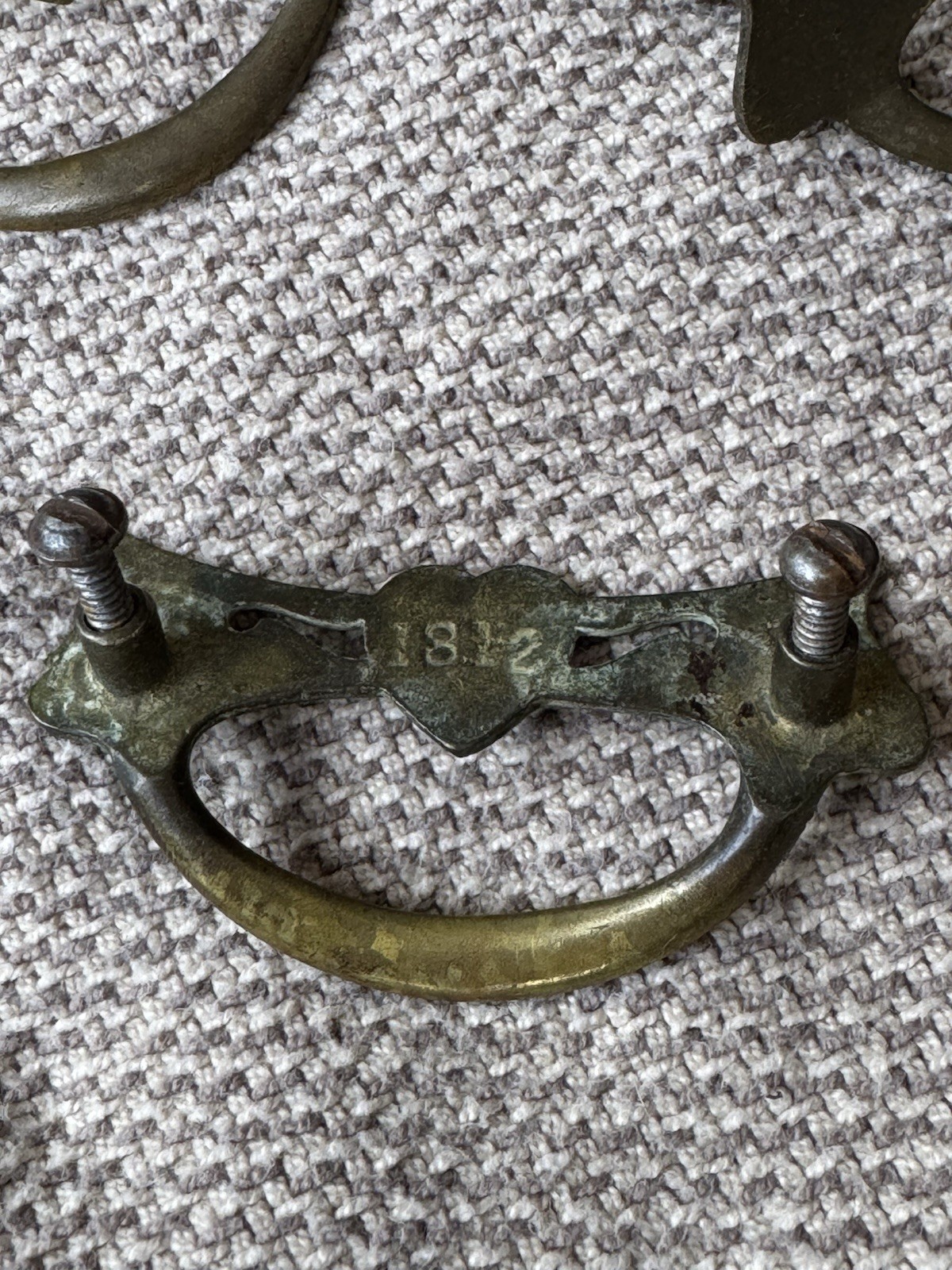 Lot of 9 Antique Dresser Drawer Pulls Handles Brass Bronze & Bronze Tone “1812”