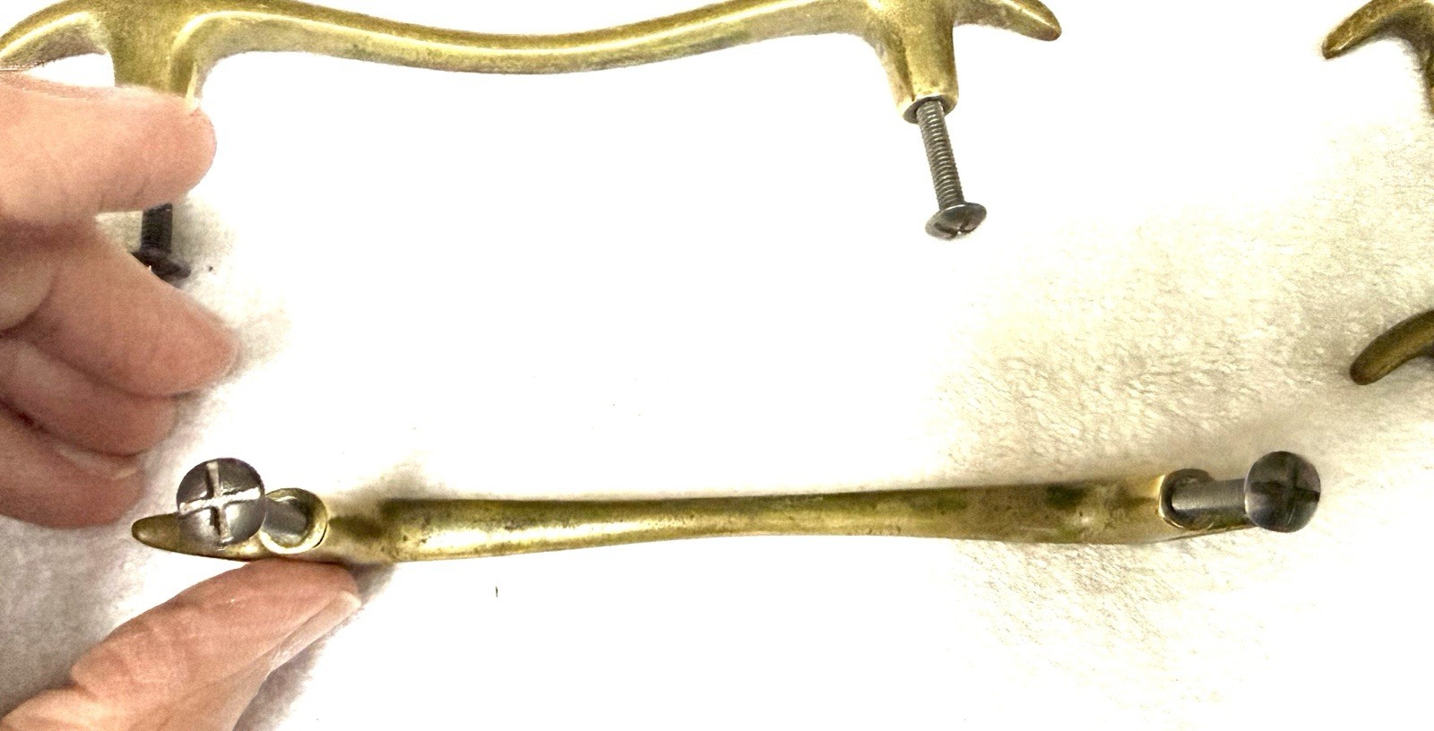 SET OF 8 MID CENTURY DRAWER PULLS HANDLES BRASS DREXEL (?) DRESSER MID-CENTURY