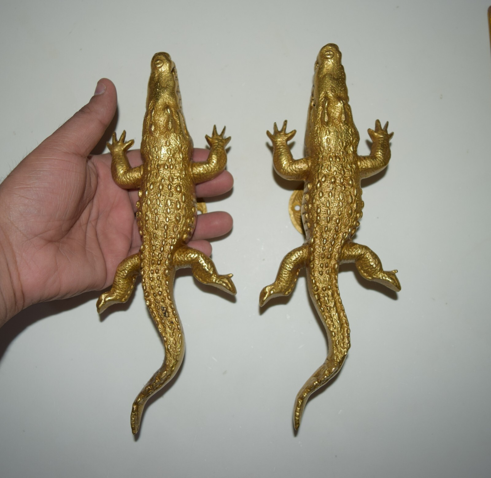 Brass Alligator Door Handles With Round Base Lizard Crocodile Almirah Pull GTX