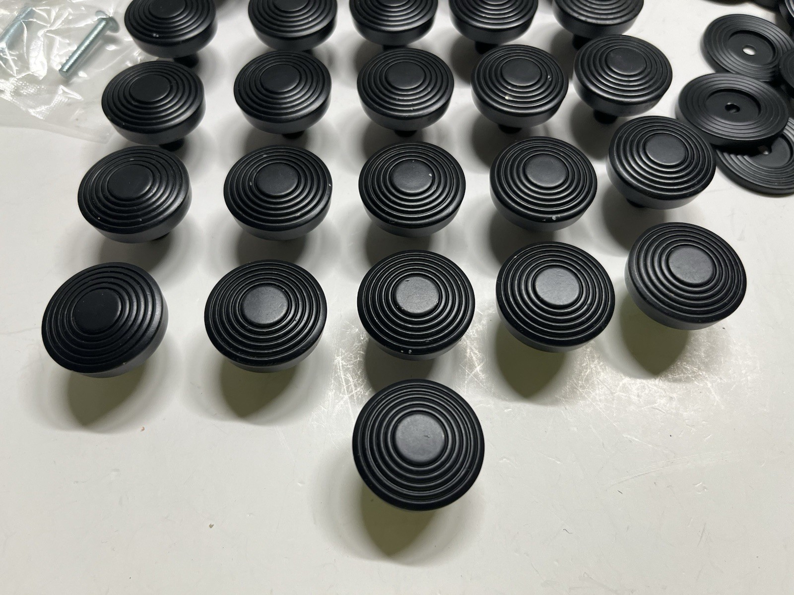 Vintage Lot (40) NOS 2006 Matte Black Heavy Ribbed Design Drawer/Cabinet Knobs