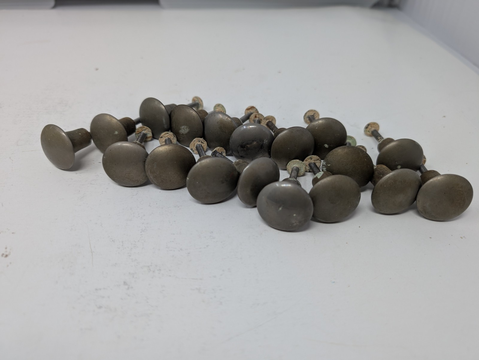 Vintage Lot of 18 Brushed Nickel Silver Round Knobs Drawer Pulls Handles -1″ Dia