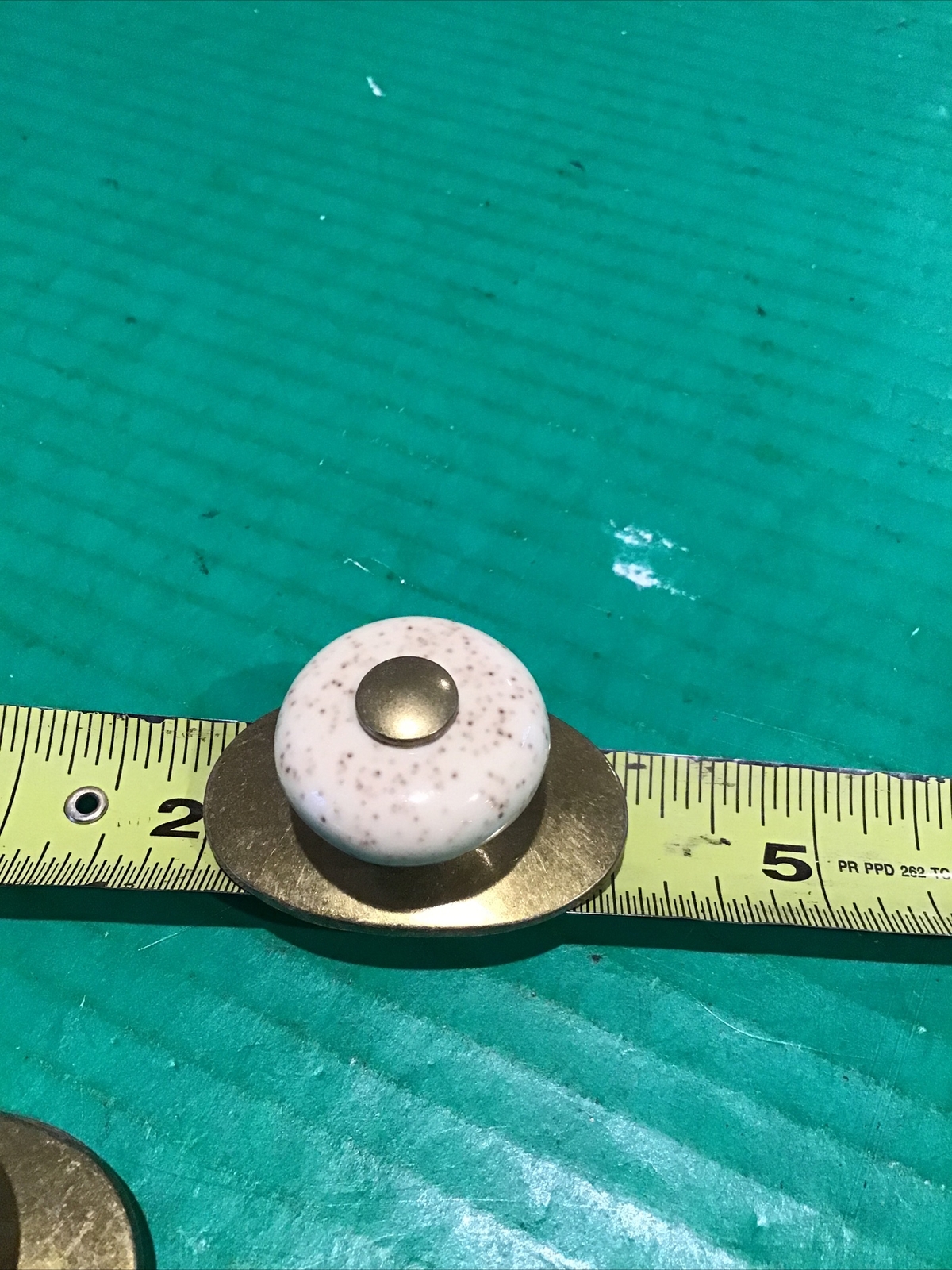 Lot of 4 Keeler Brass N1085 Oatmeal Porcelain Pull Knob Raised Oval Backplate