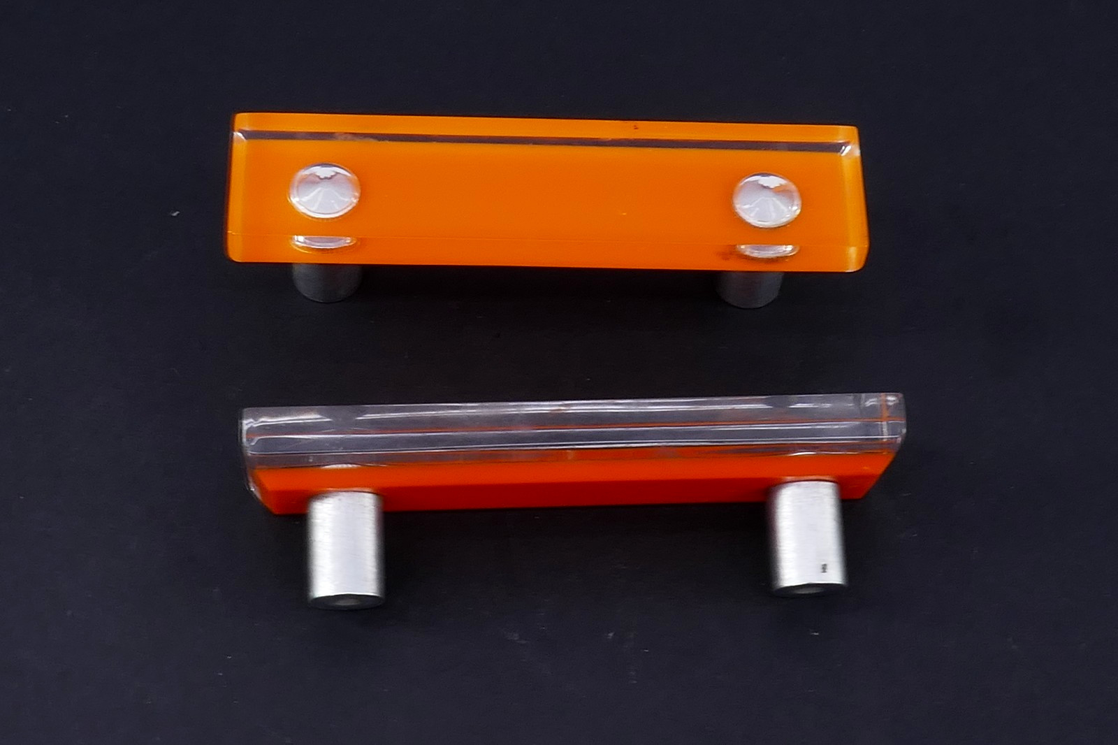 2 RECTANGULAR ORANGE LUCiTE MiD CENTURY 4.25″ CABiNET DRESSER DRAWER PULL HANDLE