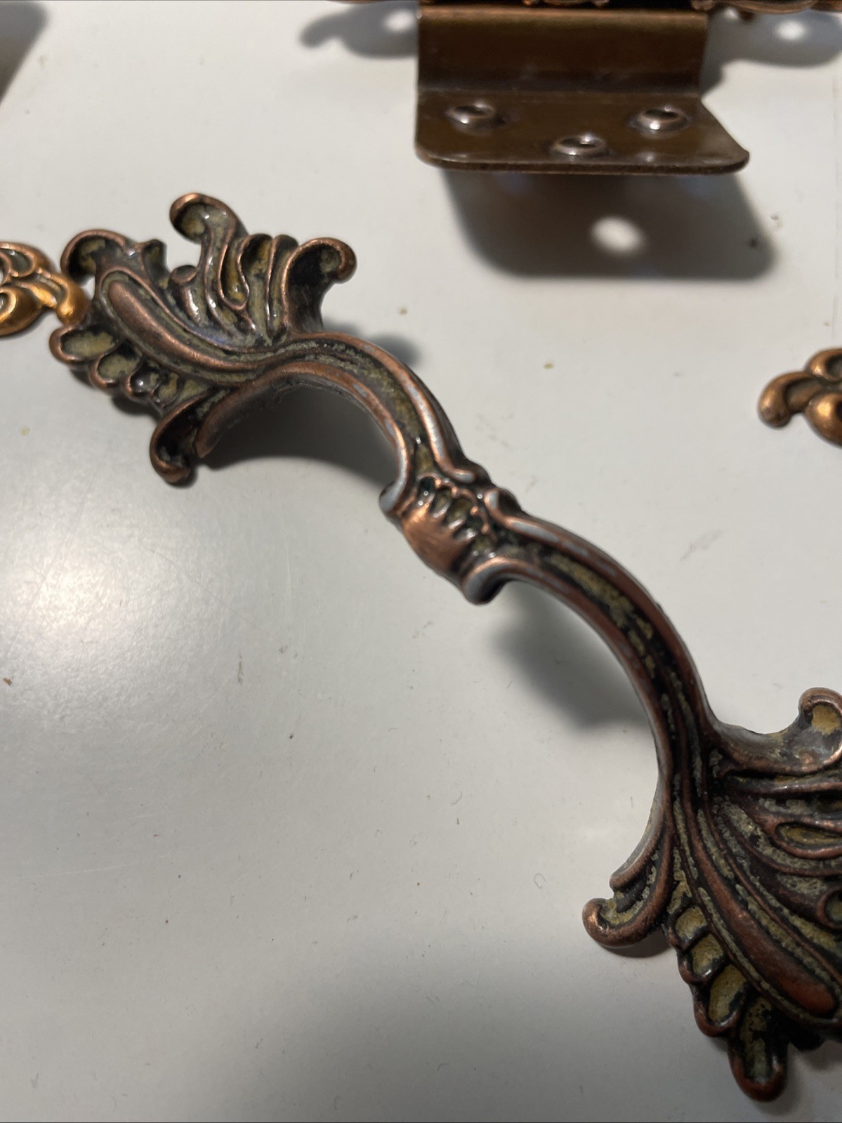 Ajax French Provincial Brass Drawer Pulls W Hinges 18 Hinges 9 Pulls