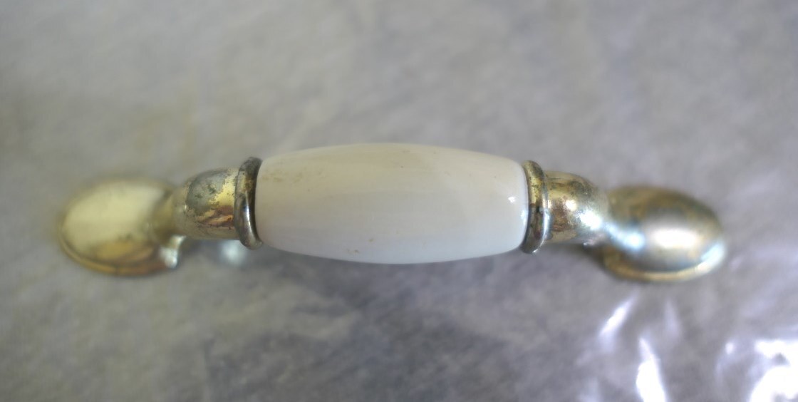 NOS Brass & Ceramic Bakelite Cabinet Dresser Sideboard Drawer Pull Handle 4-7/8″