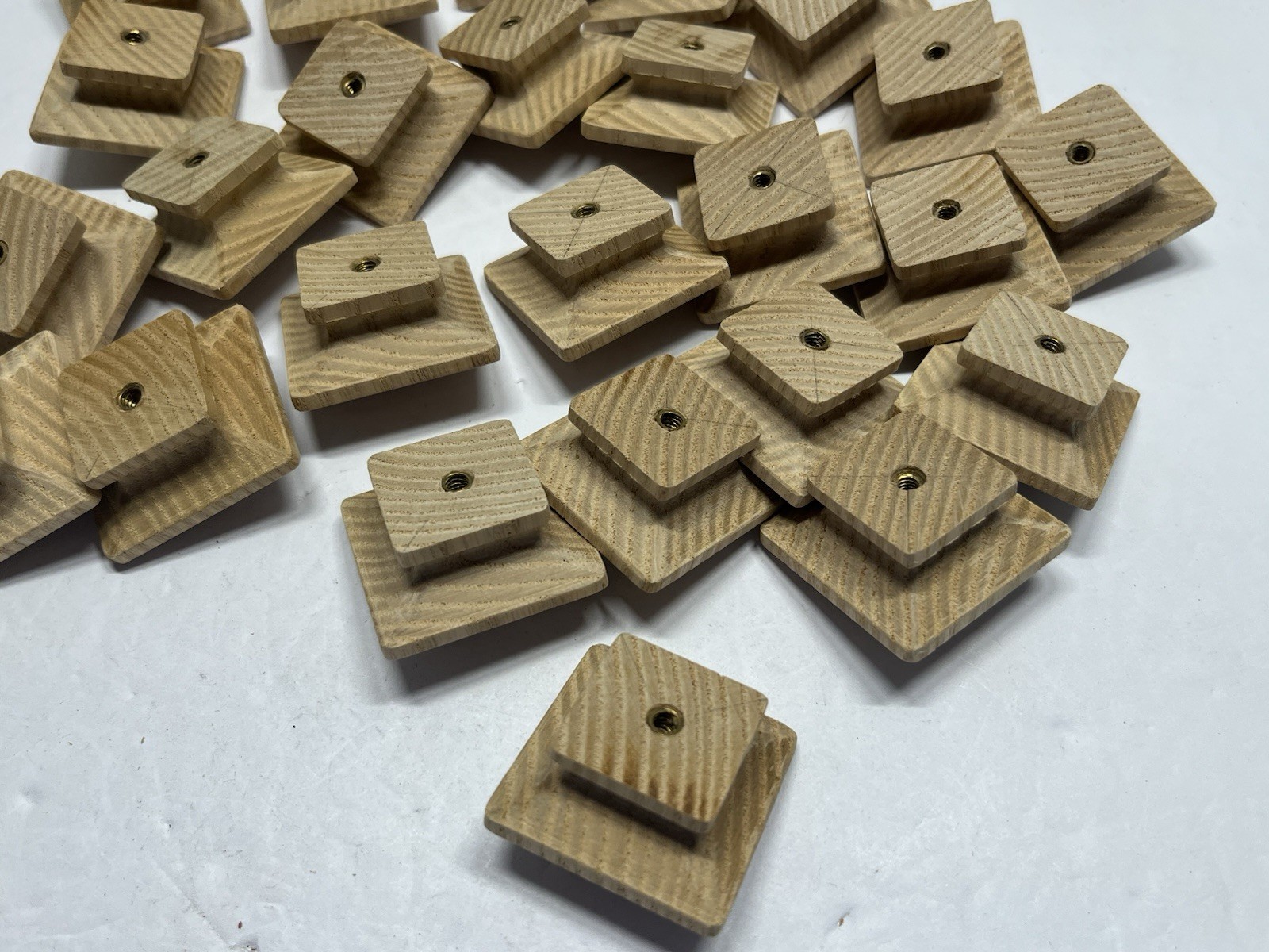 VTG Lot (25) NOS Square/Peak Natural/Unfinished Fixed Wood Drawer/Cabinet Knobs