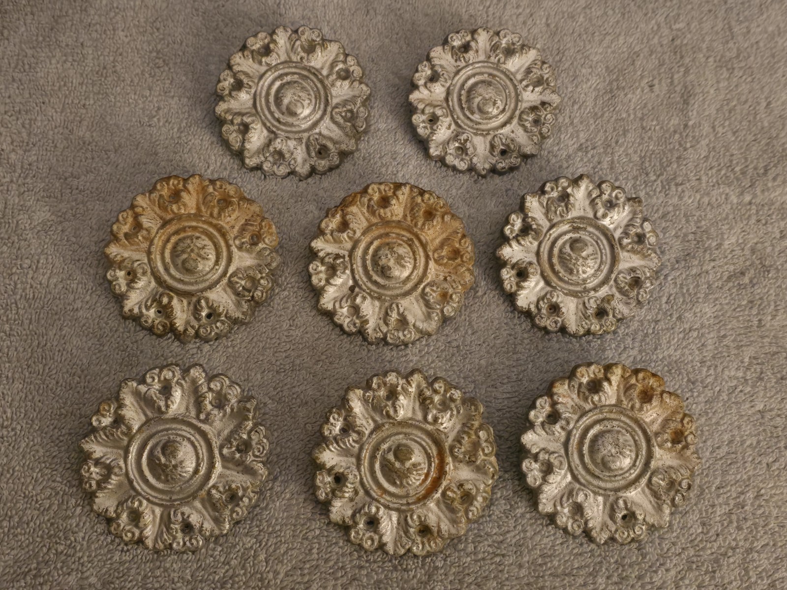 Vintage Metal MCM Round Ornate Victorian Door Drawer Pulls~Set 8