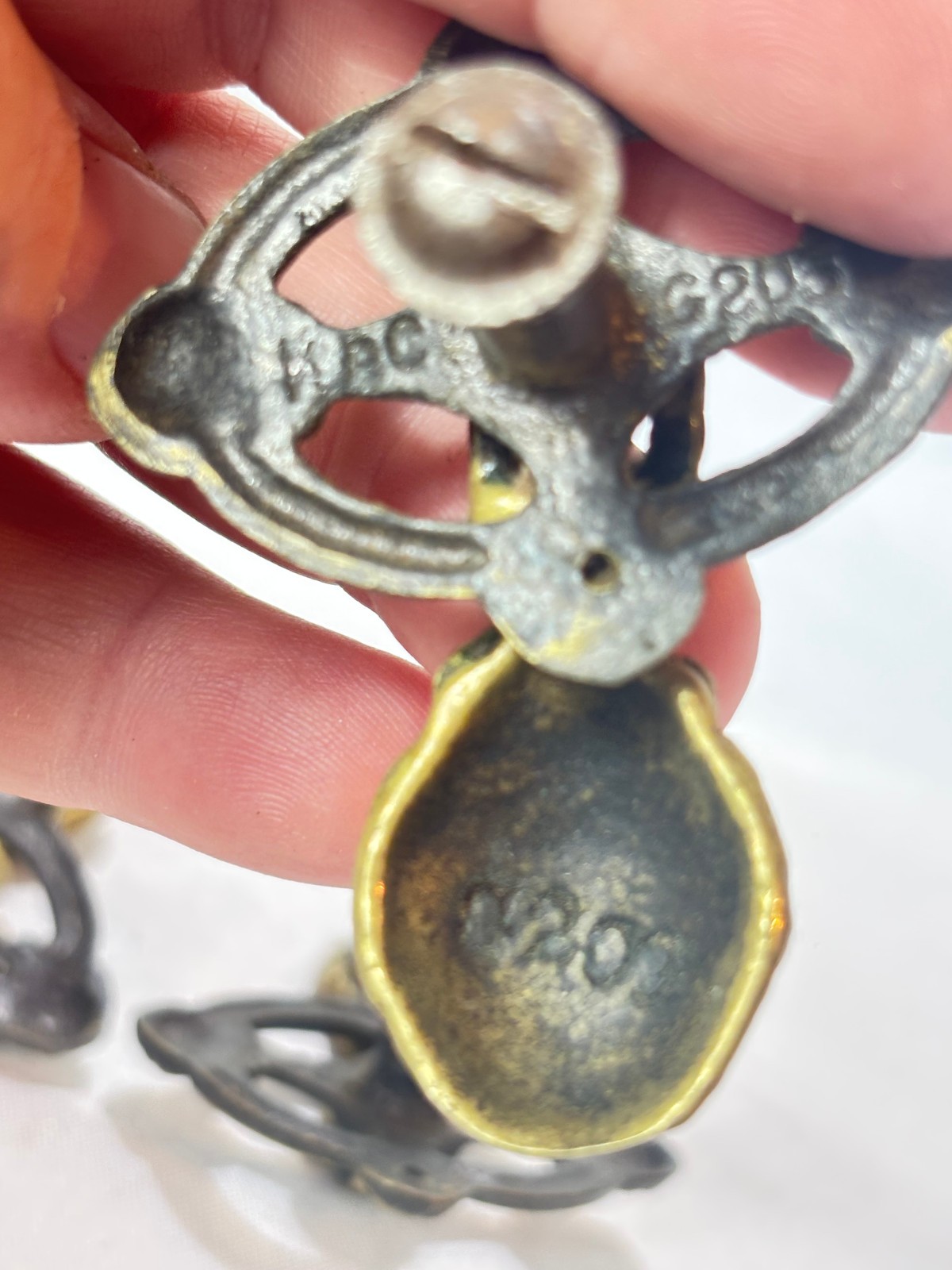 Antique Keeler Brass Co Brass Drawer Pulls/ Drop Handles KBC G205 Lot of 5