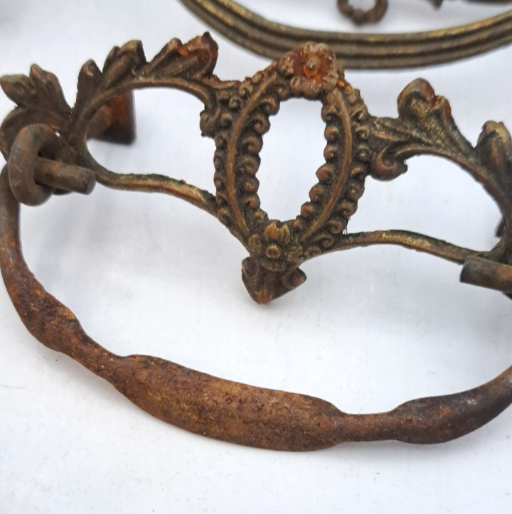 Lot of Mixed Antique/Vintage Hardware Furniture Drawer Pulls Handles Metal Brass