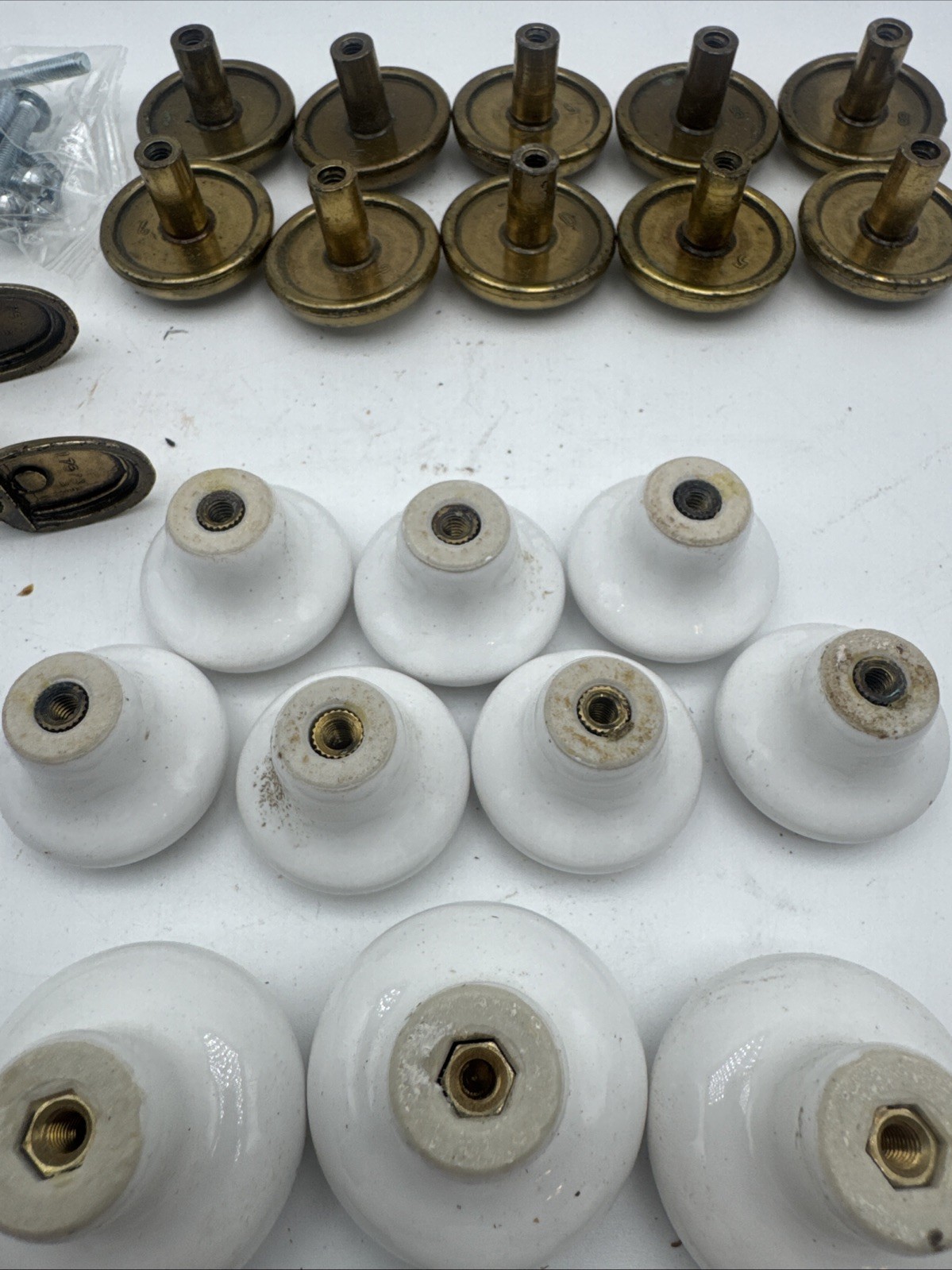 Vintage Floral Ceramic Drawer Knobs Pink Blue Flowers Lot of 25