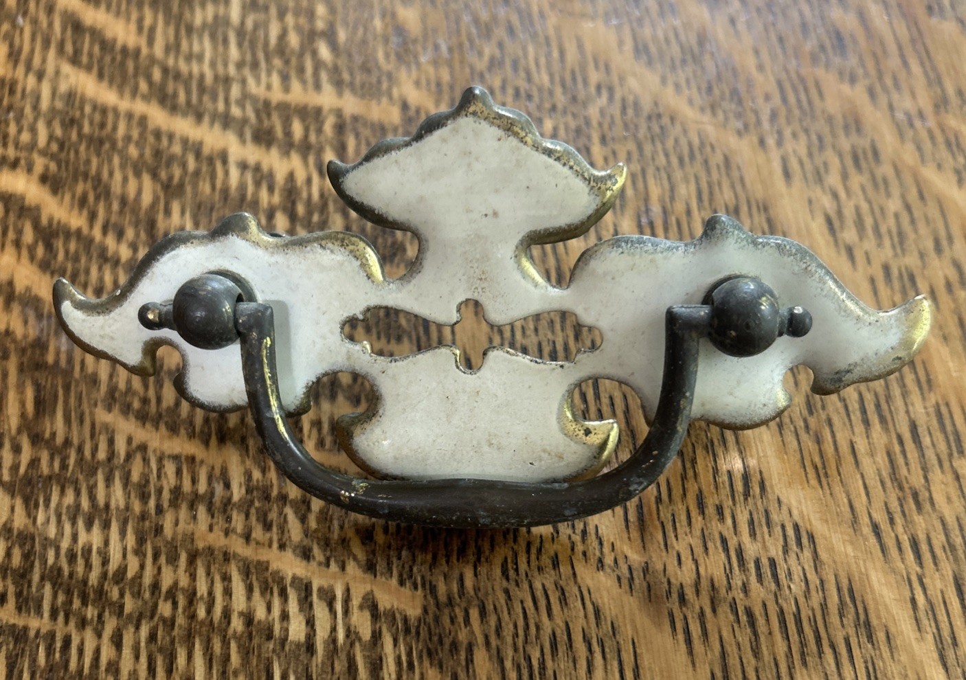 Vintage Pull Handles 2-1/2″ Centers White On Brass 1960s
