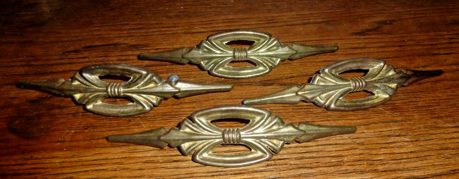 Lot Four Vintage Art Deco Brass Drawer Pulls Hollywood Regency