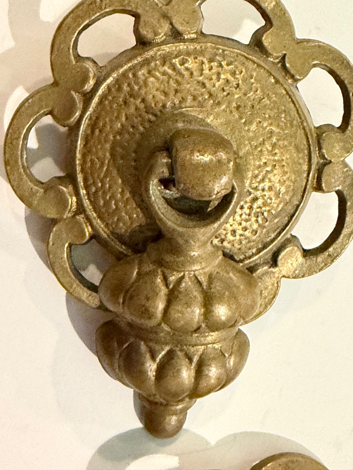 Set of 6 Antique Vintage Brass Teardrop Drop Pulls Ornate Scalloped