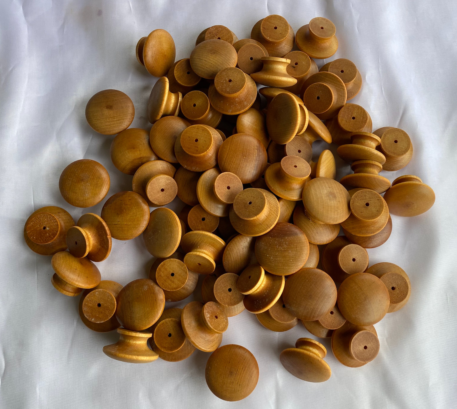 Lot of 75 Wood Mushroom Dresser Furniture Hardware Drawer Knobs Pulls 1.5″ New
