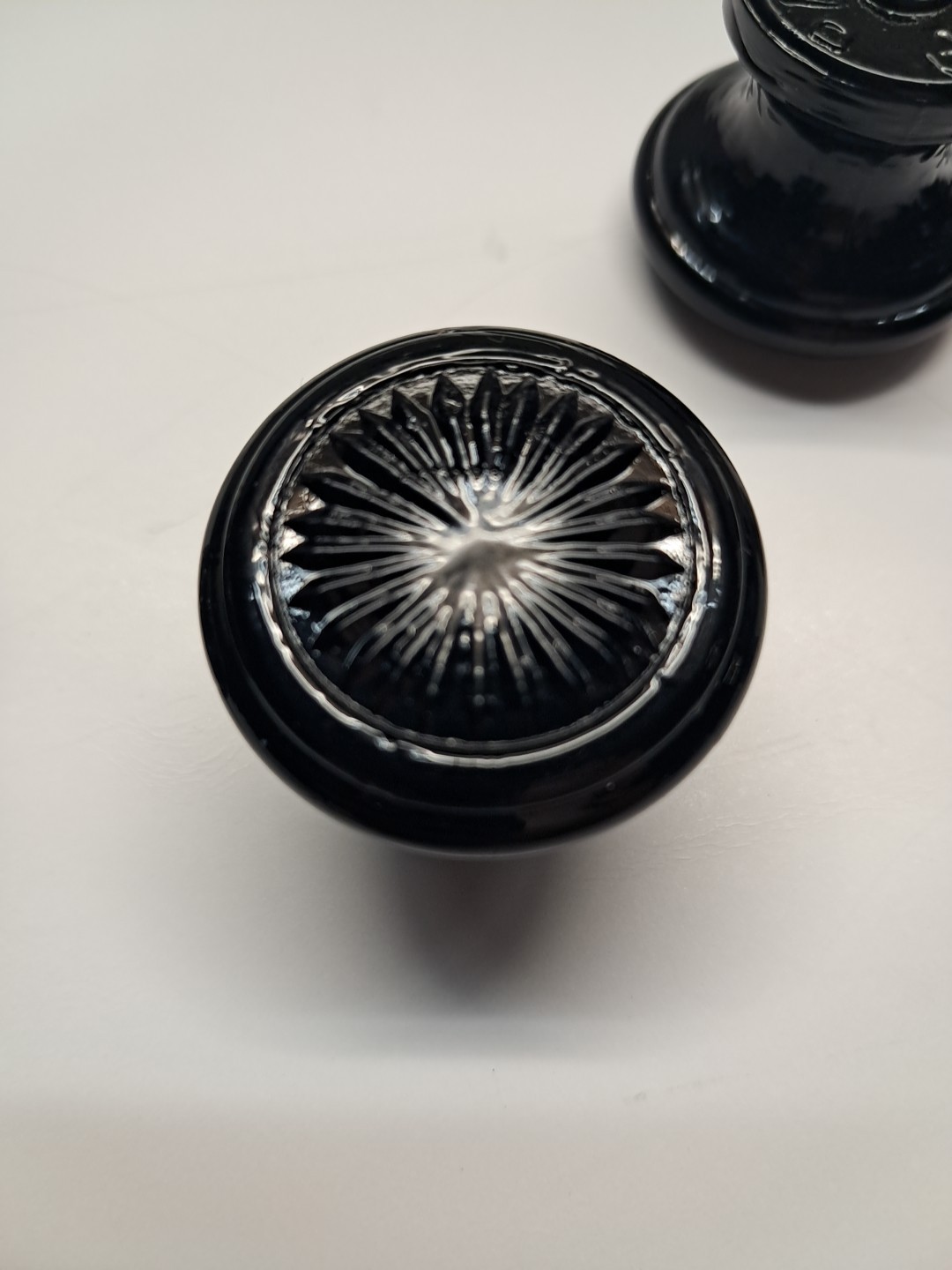 Set of 6 Antique Black Glass Cabinet Knobs Sunburst Art Deco 1920s Pat 1639159