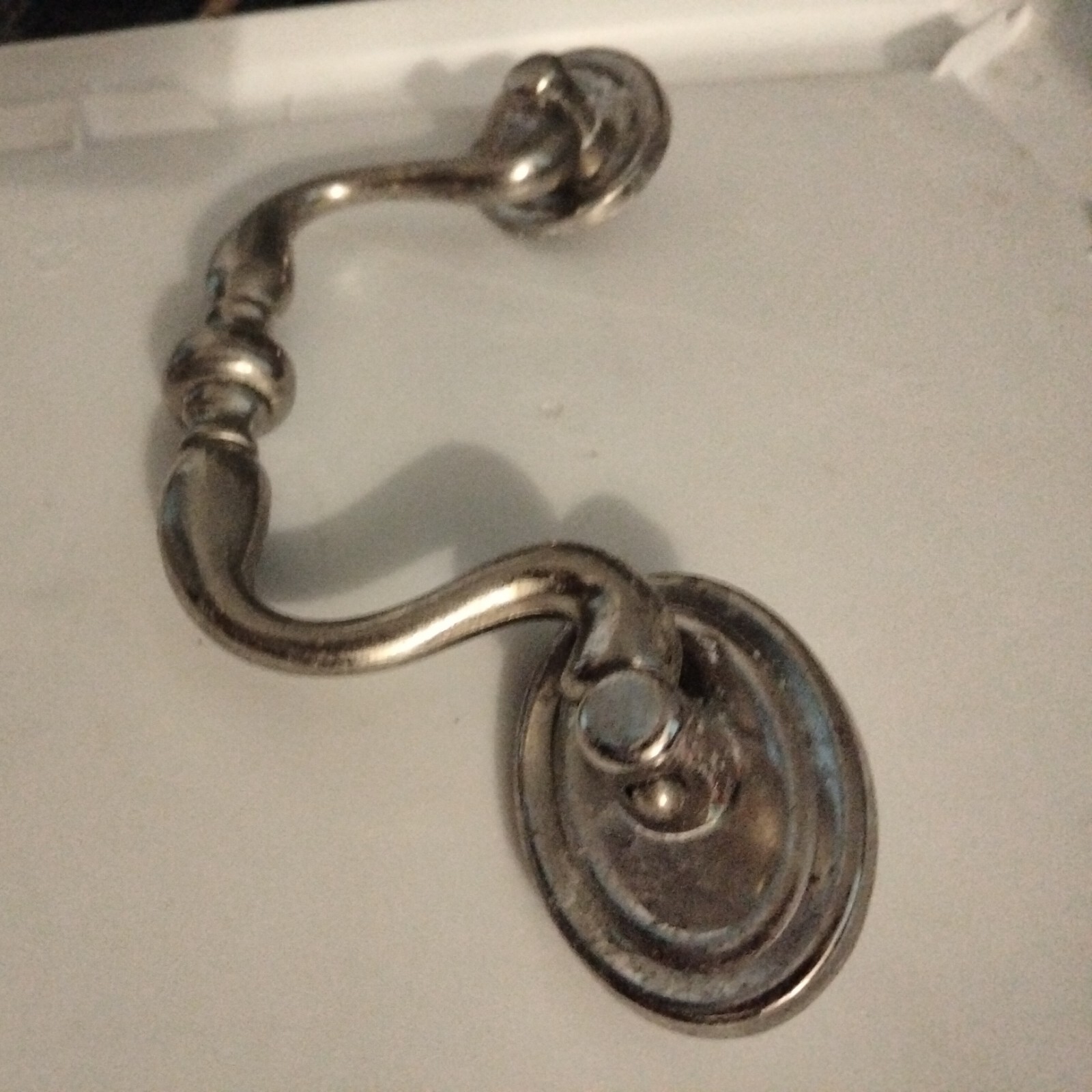 Chrome Finish Bail Drop Drawer Pull Handle, 4″ C2C. Overall Length 5.5″SALVAGED