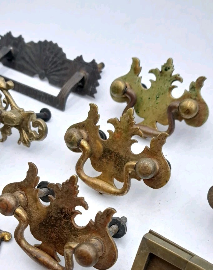 Antique/Vintage Handles Hardware Lot Furniture Drawer Pulls Handles Metal Brass