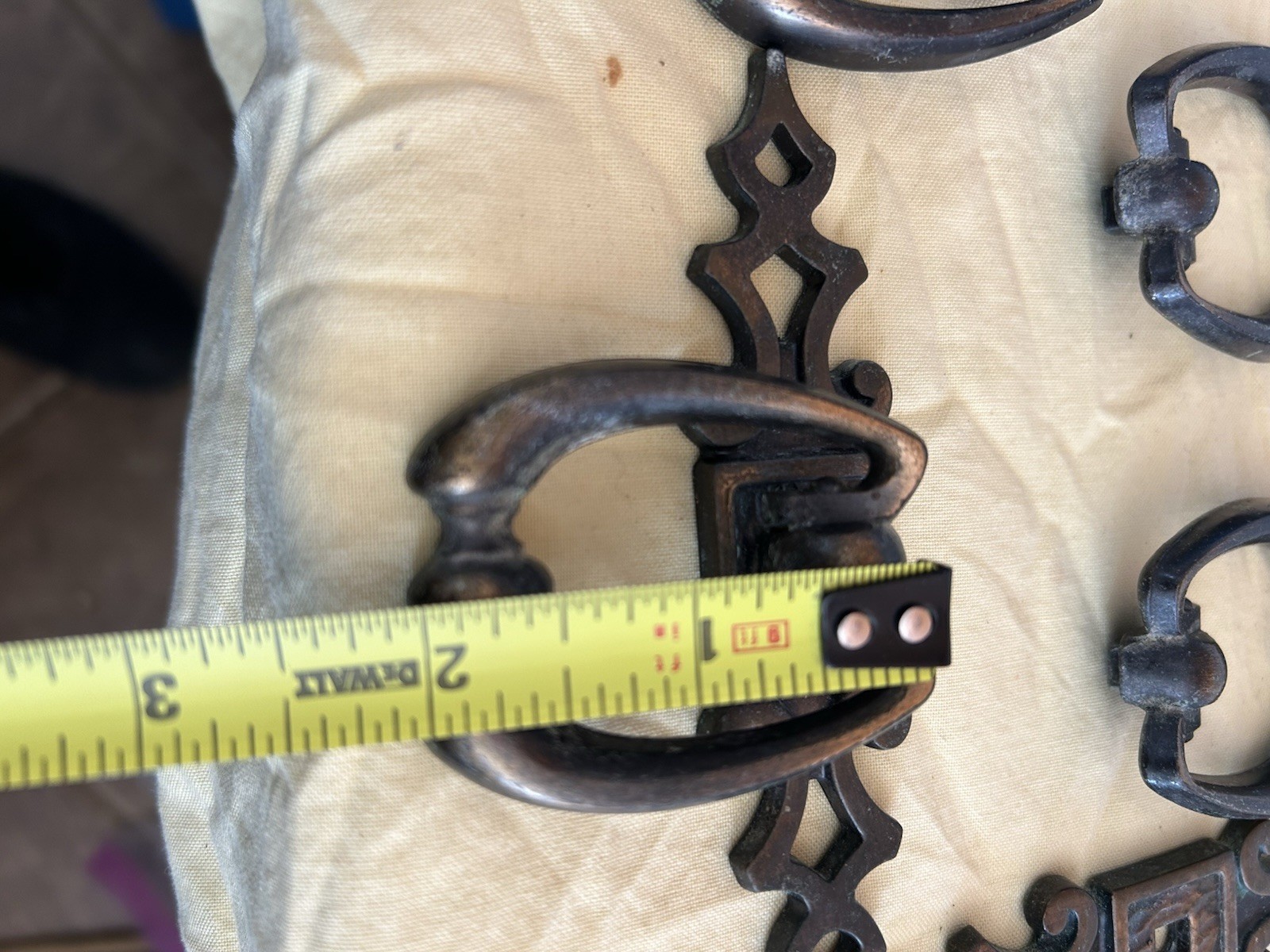 Vintage Amerock Madeira Antique English Furniture Ring Pull, Backplate Set Of 18