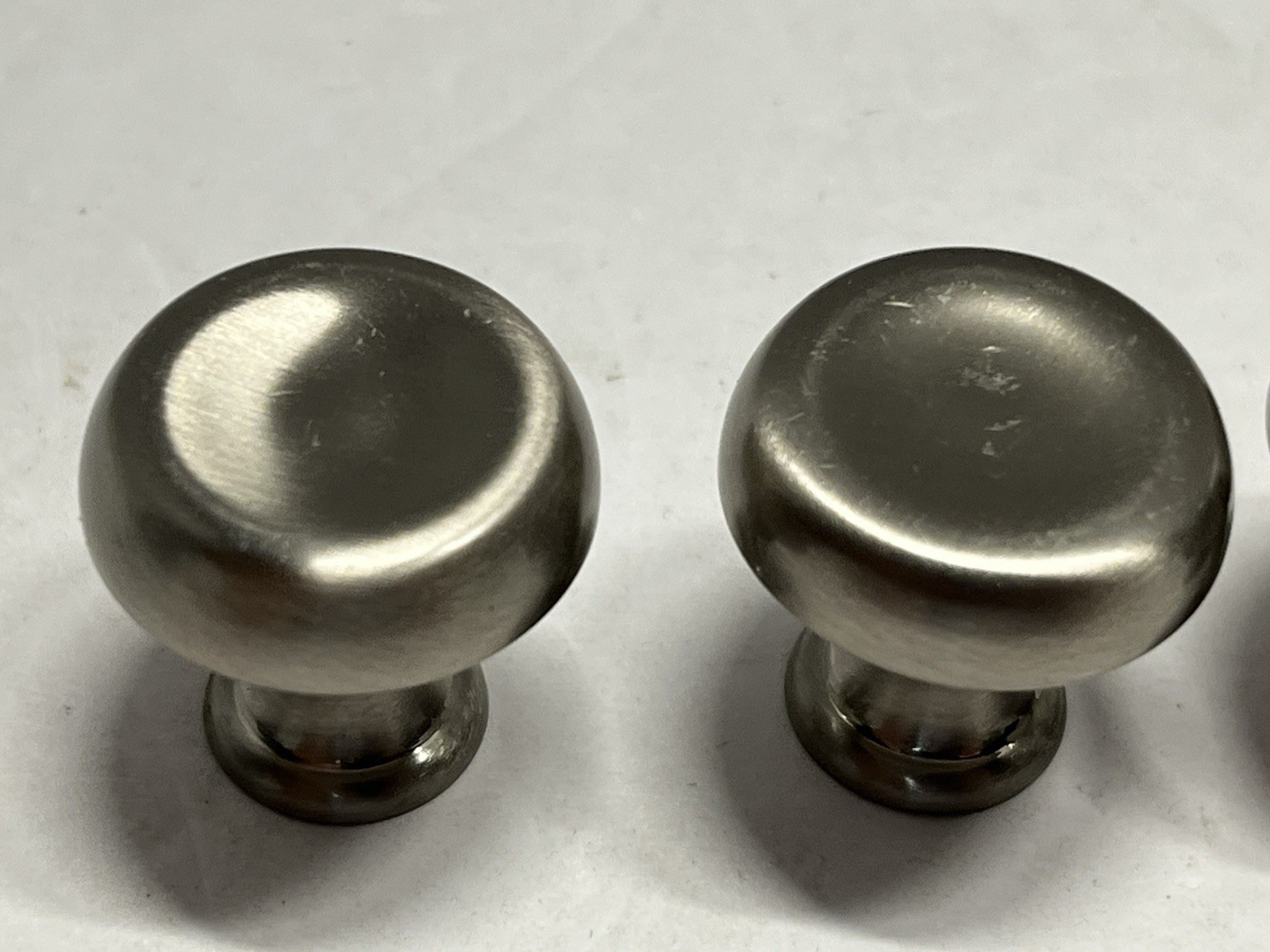Vintage Lot (5) NOS Heavy Round Brushed Nickel ?? Fixed Drawer/Cabinet Knobs