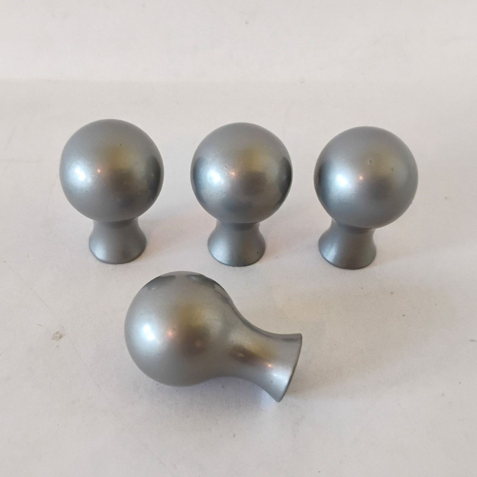 Set of 4 Vintage Pewter Ball Knobs 0.75″ Round Drawer Pulls Cabinet Hardware