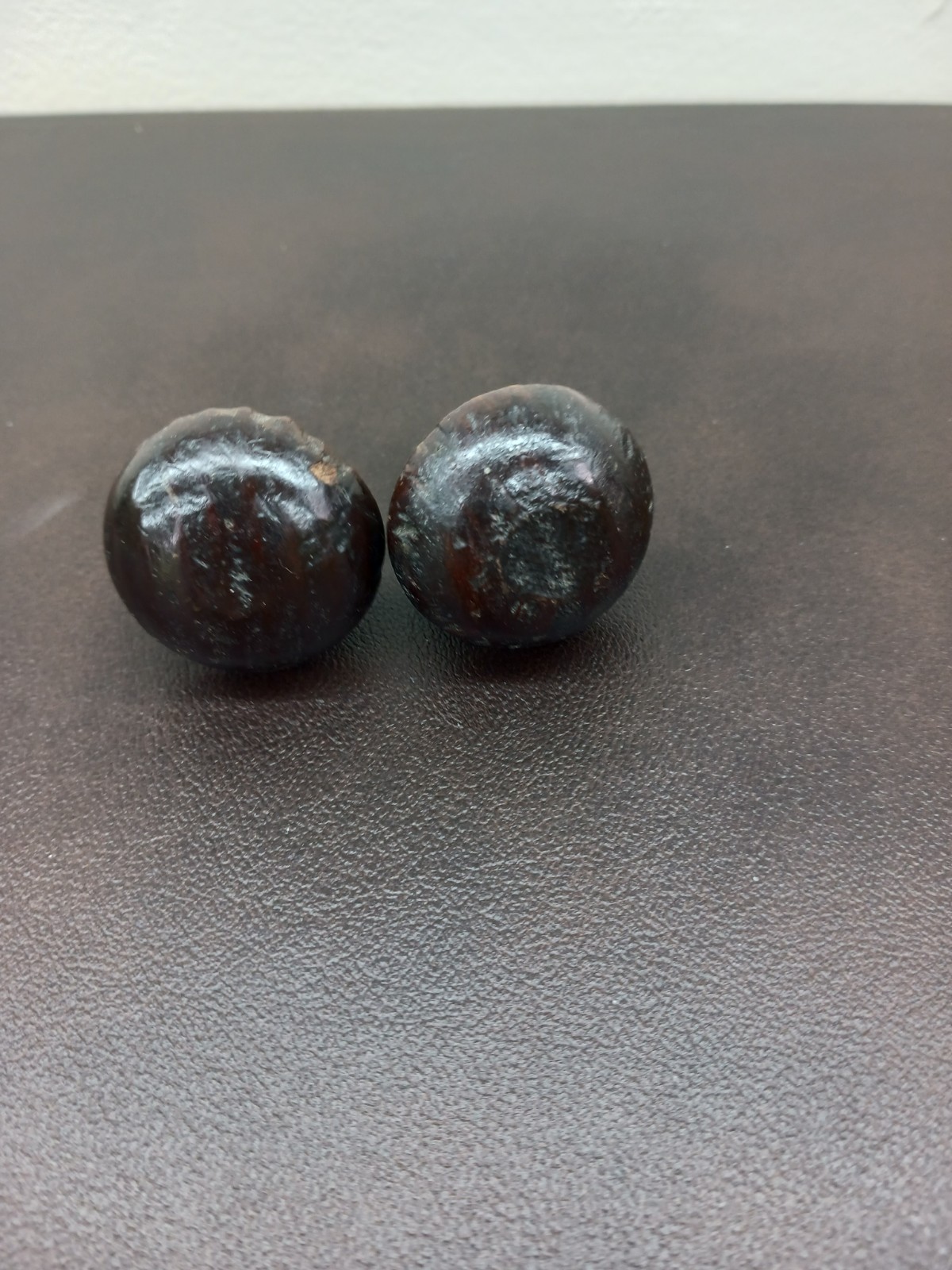 Lot Of 2 Antique Wood Knobs Pulls Wood Pegs Mushroom Drawer Furniture