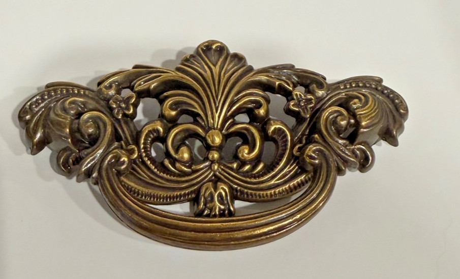 Vintage Keller Brass Co Ornate Drawer Pull Lot of (10) 45902/45903