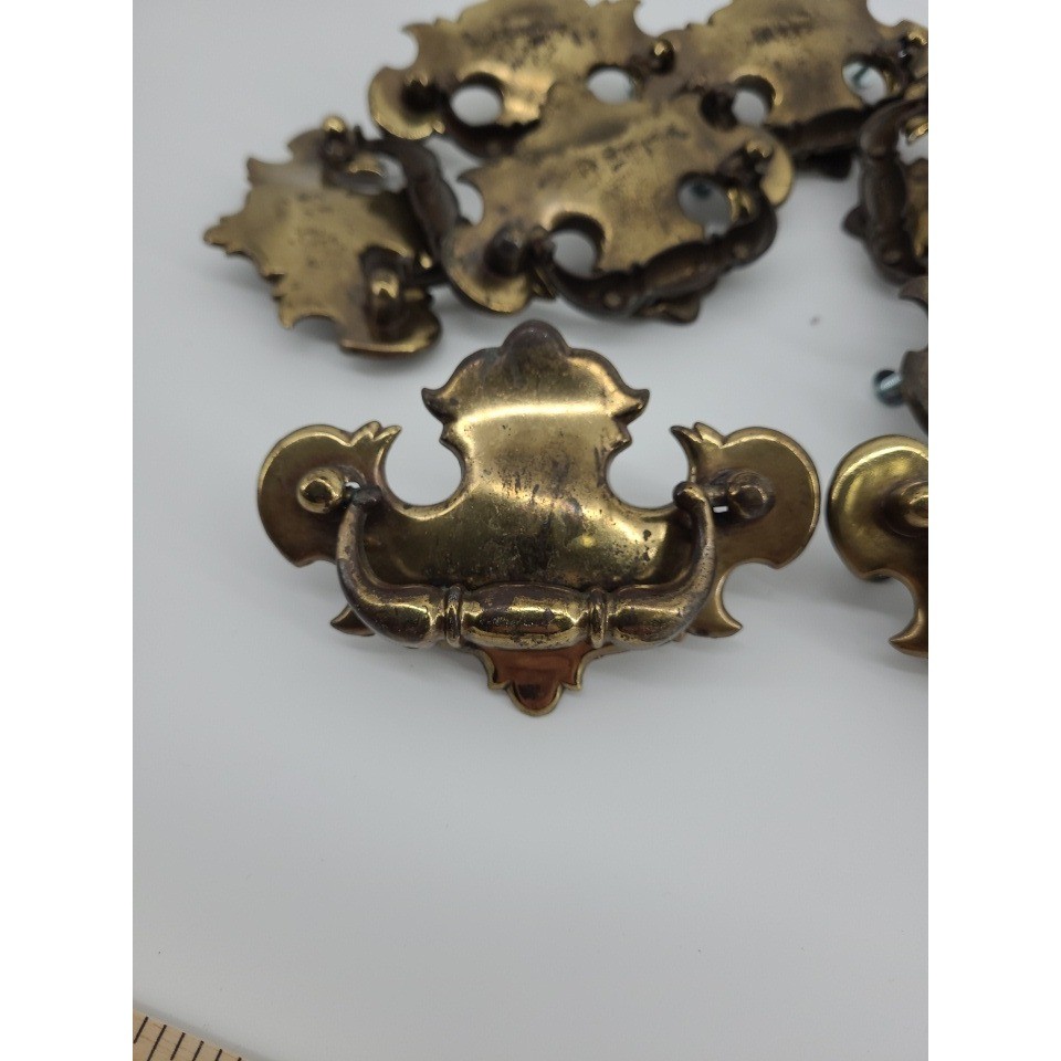 Vintage 1985 Brass Batwing Drawer Pulls and Knobs Set of 16 Chippendale 3″ Hole