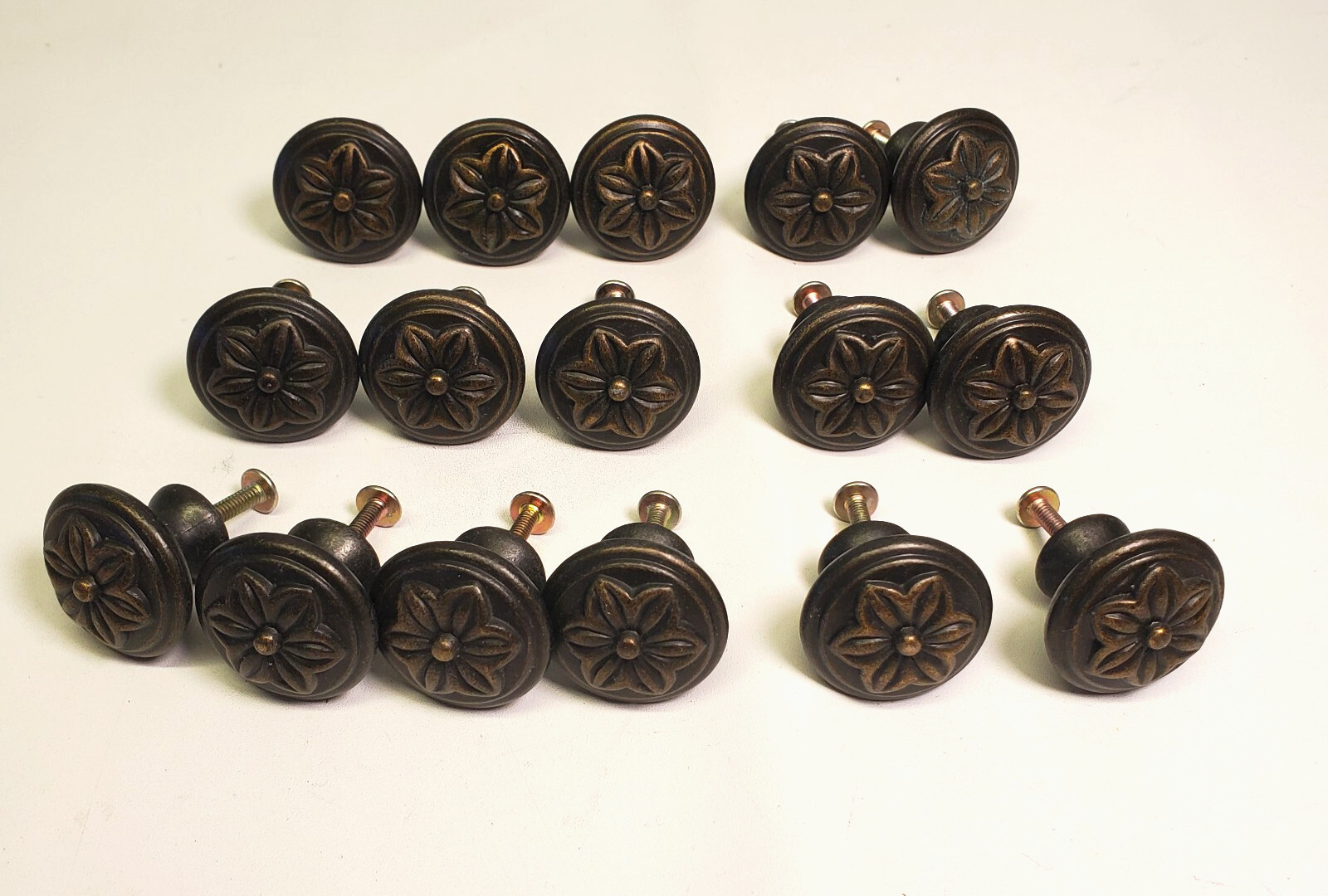 Lot of 16 Vintage Round Floral Star Drawer Cabinet Pull Knobs Brass With Screws