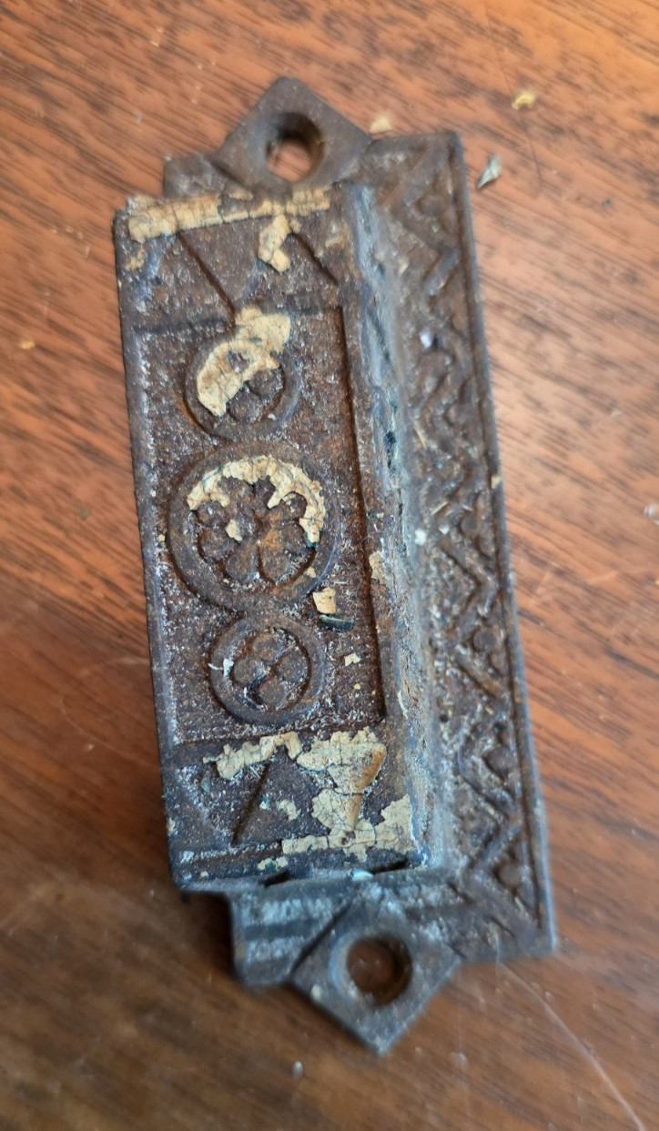 Antique/Vintage Lot of 11 Drawer Pulls/Handles ~ Decorative ~ Cast Iron? ~ Used