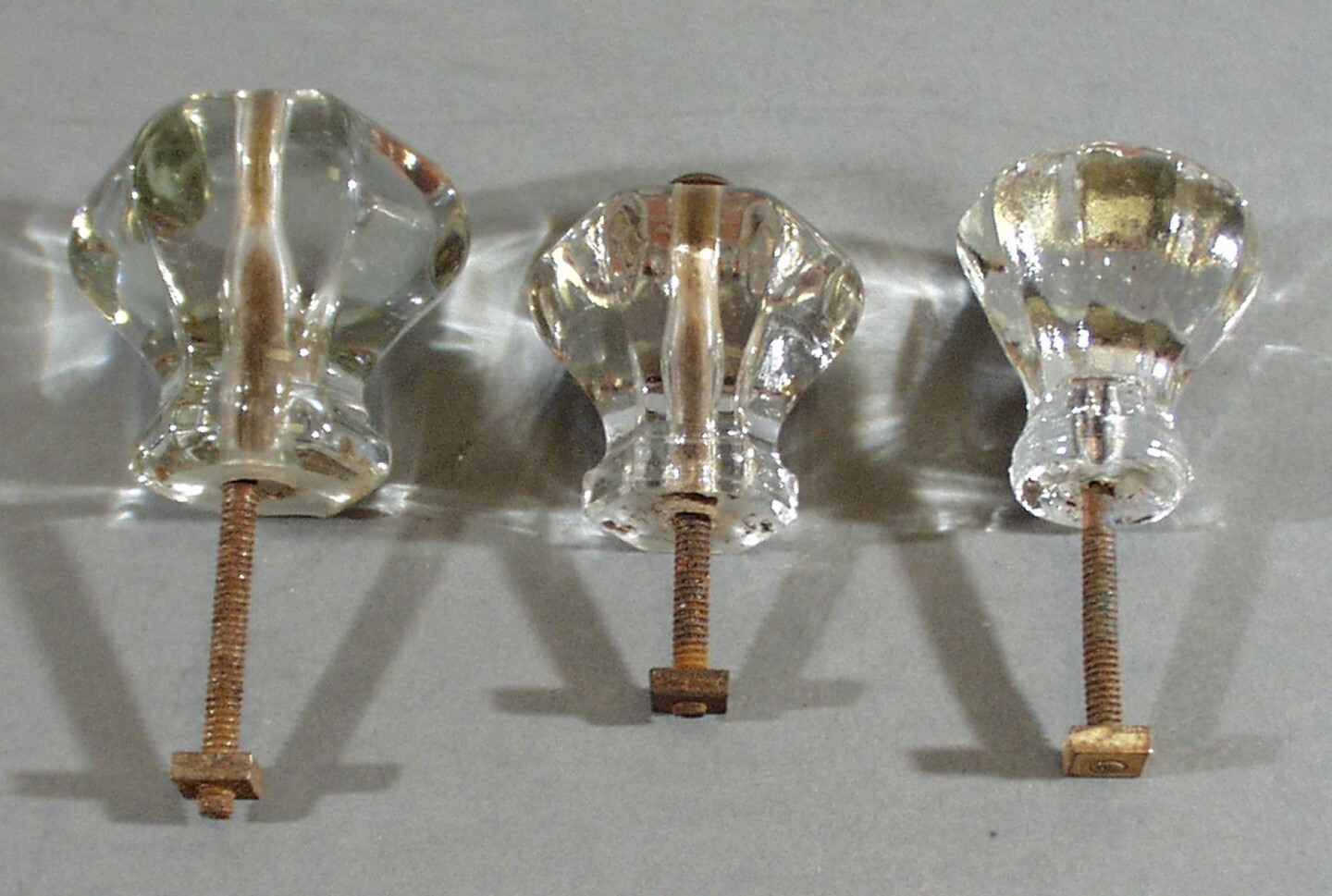 3 VINTAGE ASSORTED SHAPES COUNTRY CLEAR GLASS DRAWER PULLS
