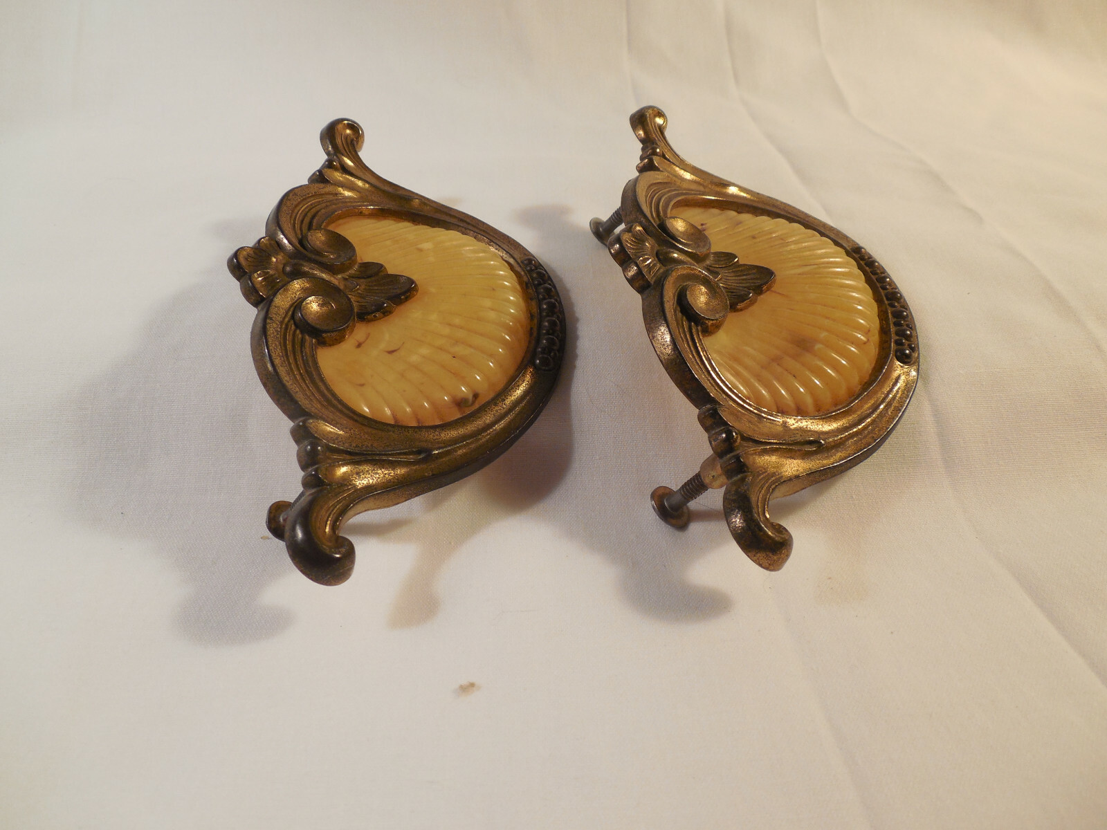 Antique Keeler waterfall dresser handles pulls bakelite shell design 2pc (IN2)