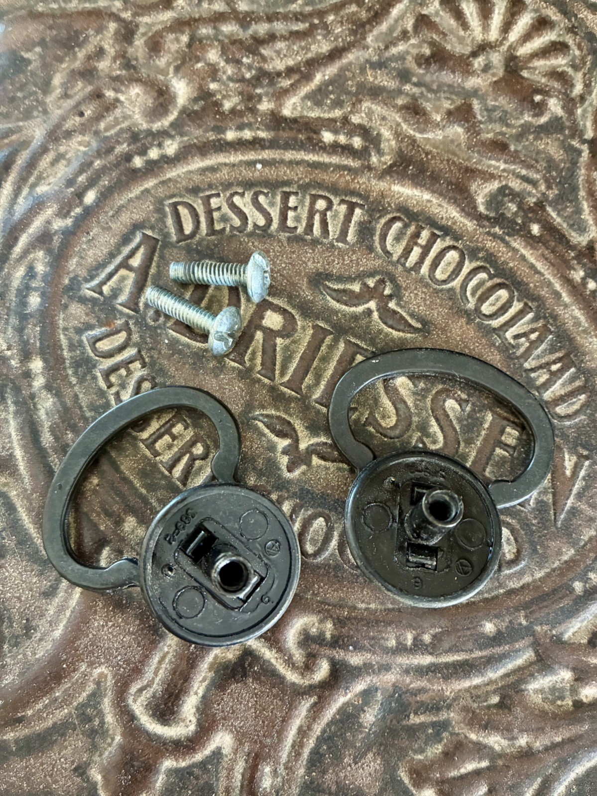 Vintage Drawer Pulls / Traditional Knocker Style Furniture Knobs