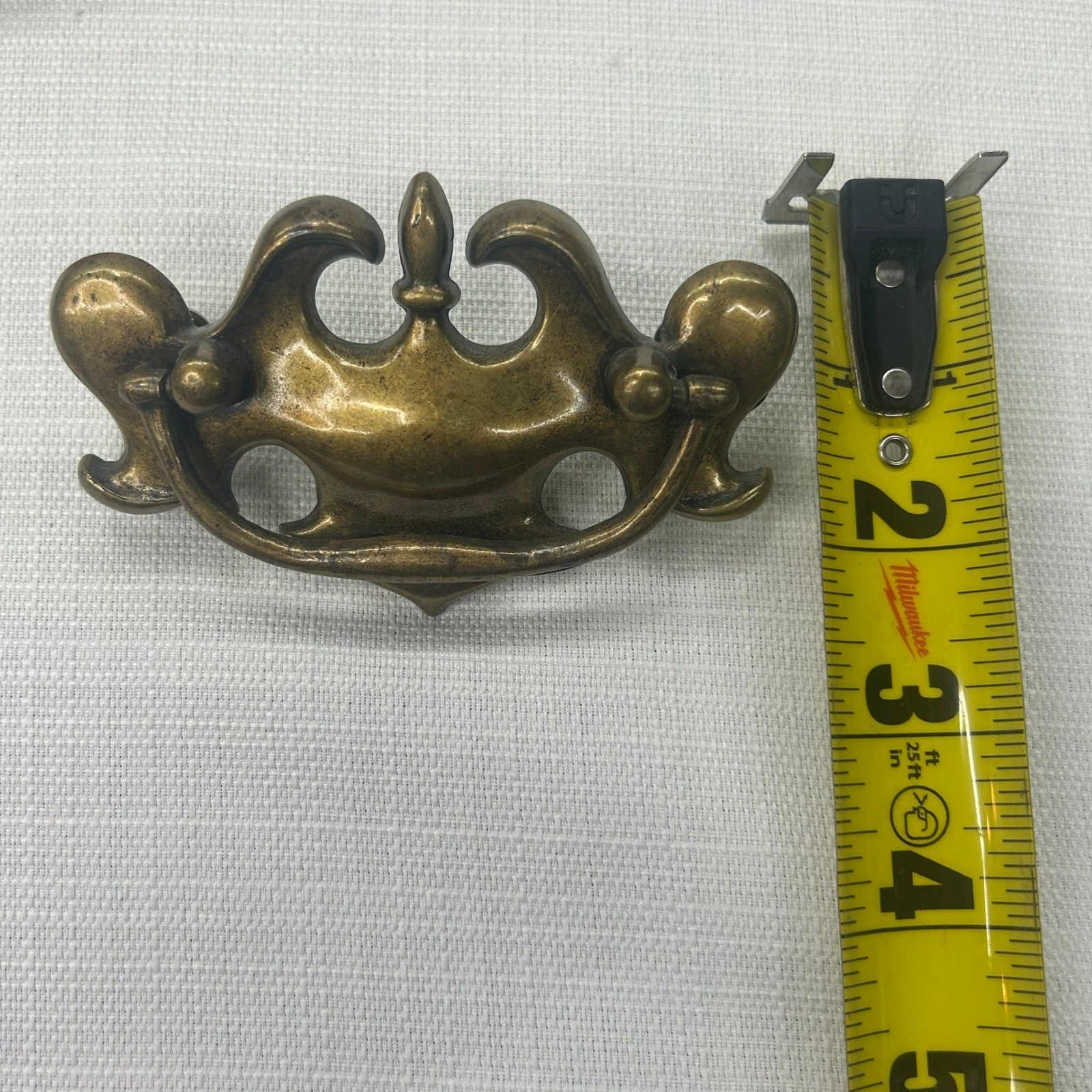 Set of 6 Vintage Chippendale Batwing Brass Drawer Pulls Cabinet Dresser Handles