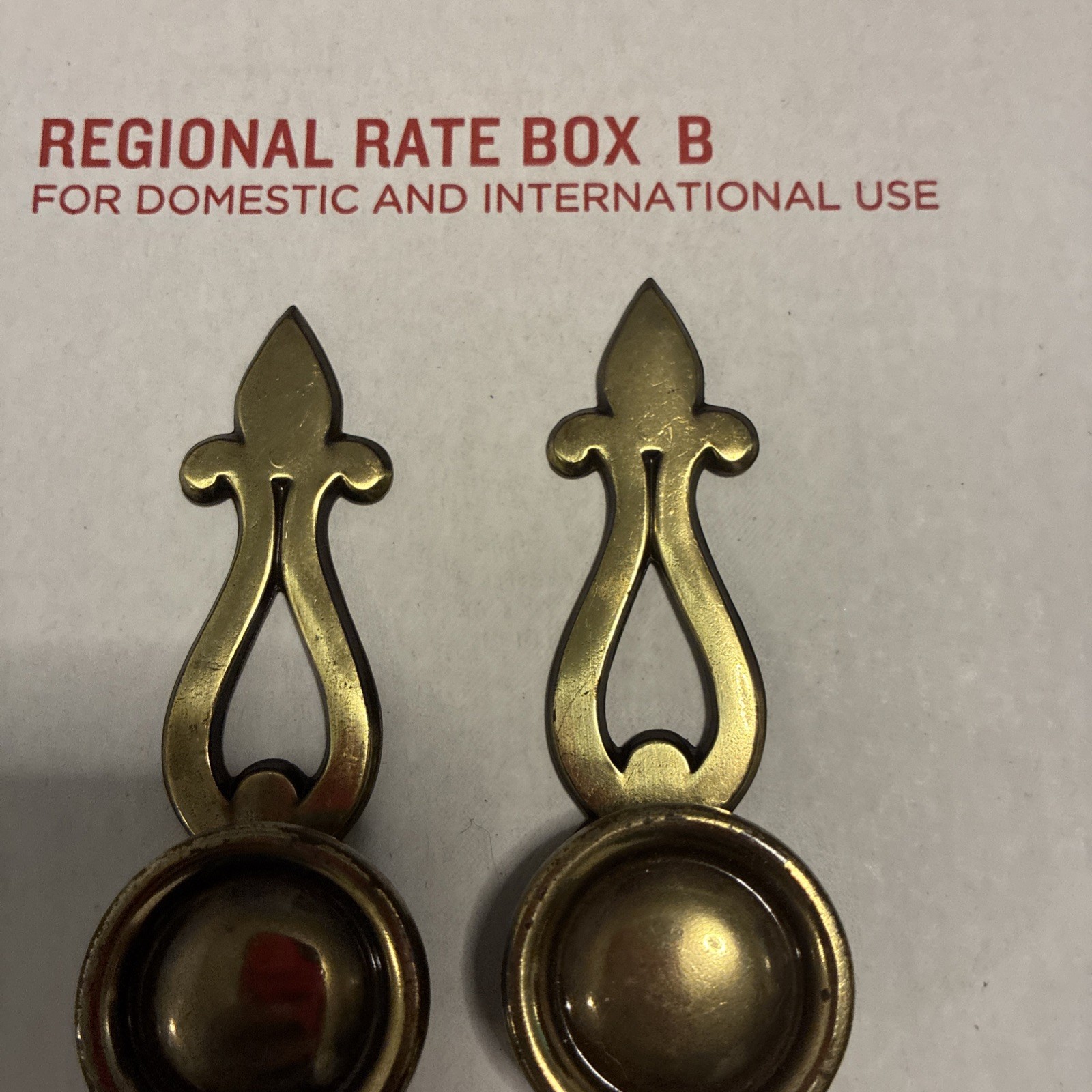 2pcsVintage Pennsylvania House Keeler Brass Co. KBC Cabinet Knobs & Backplates