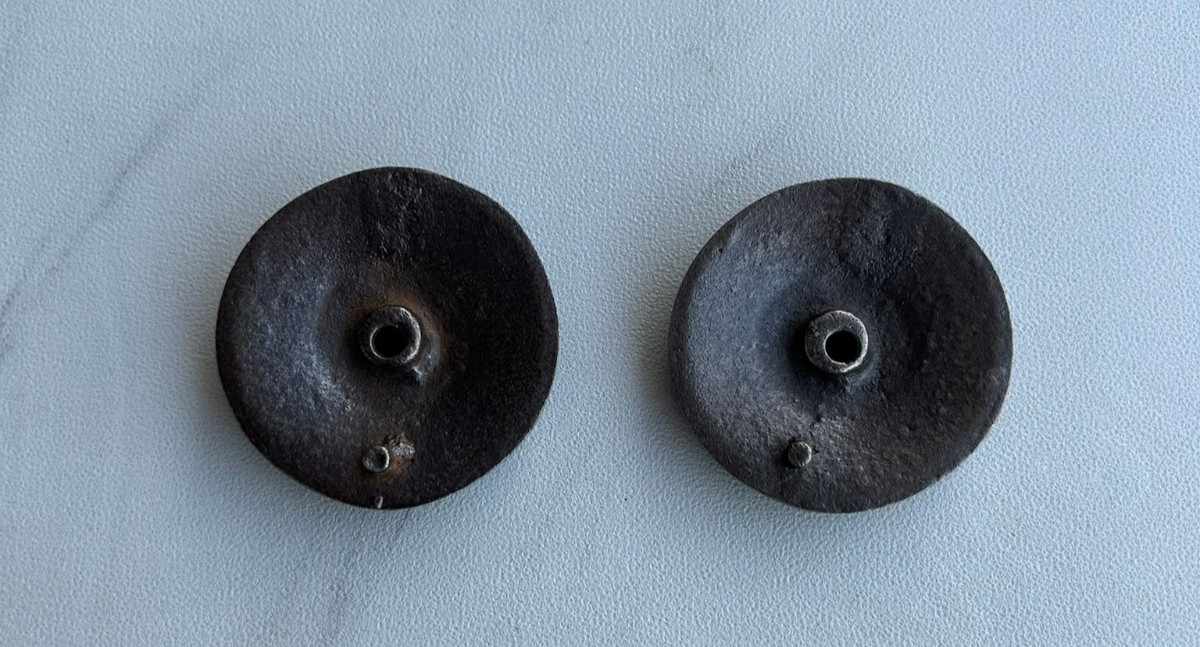 Vintage Round Old-Style Iron Cabinet Drawer Door Ornate Knob Handle Pull 2pcs