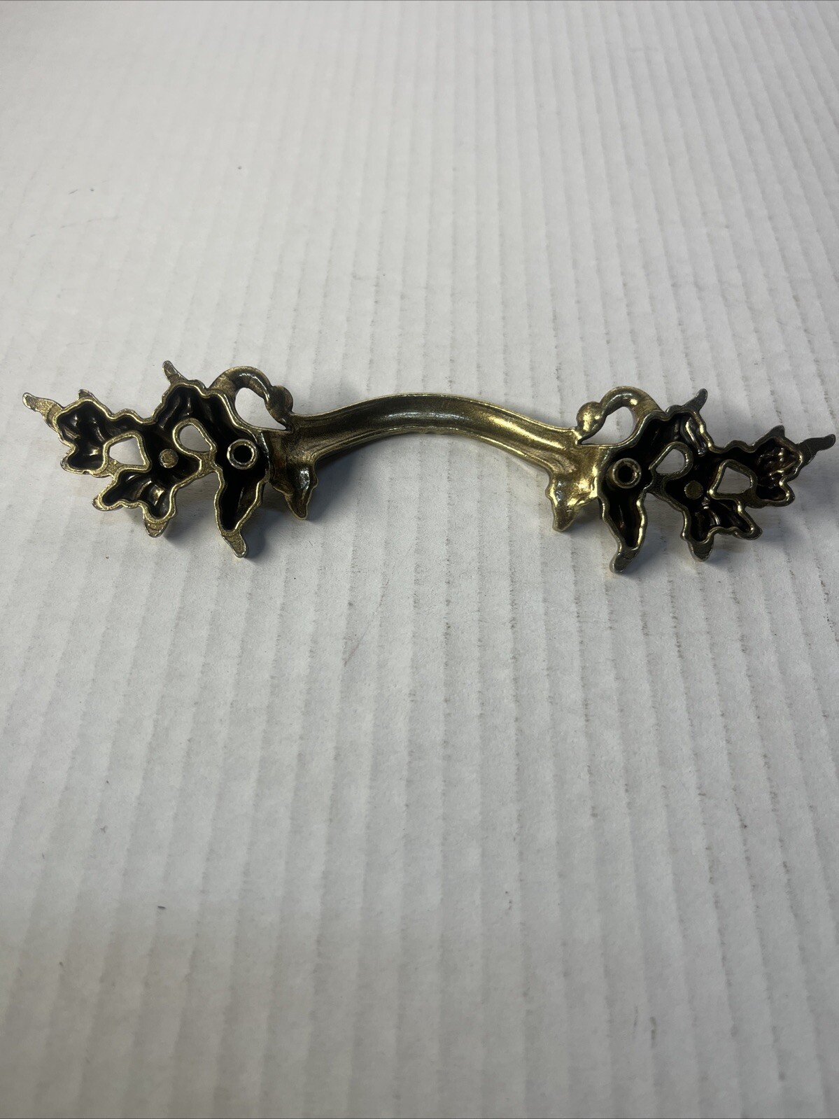 Set Of 5 – Antique Metal French Provincial 6” Drawer Handles