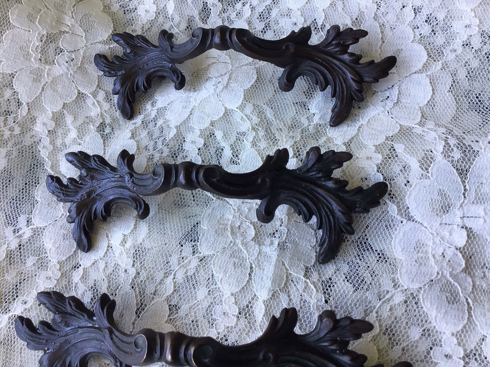 French Provincial Ornate Leaf Design pre-owned Drawer Handles Set Of Six