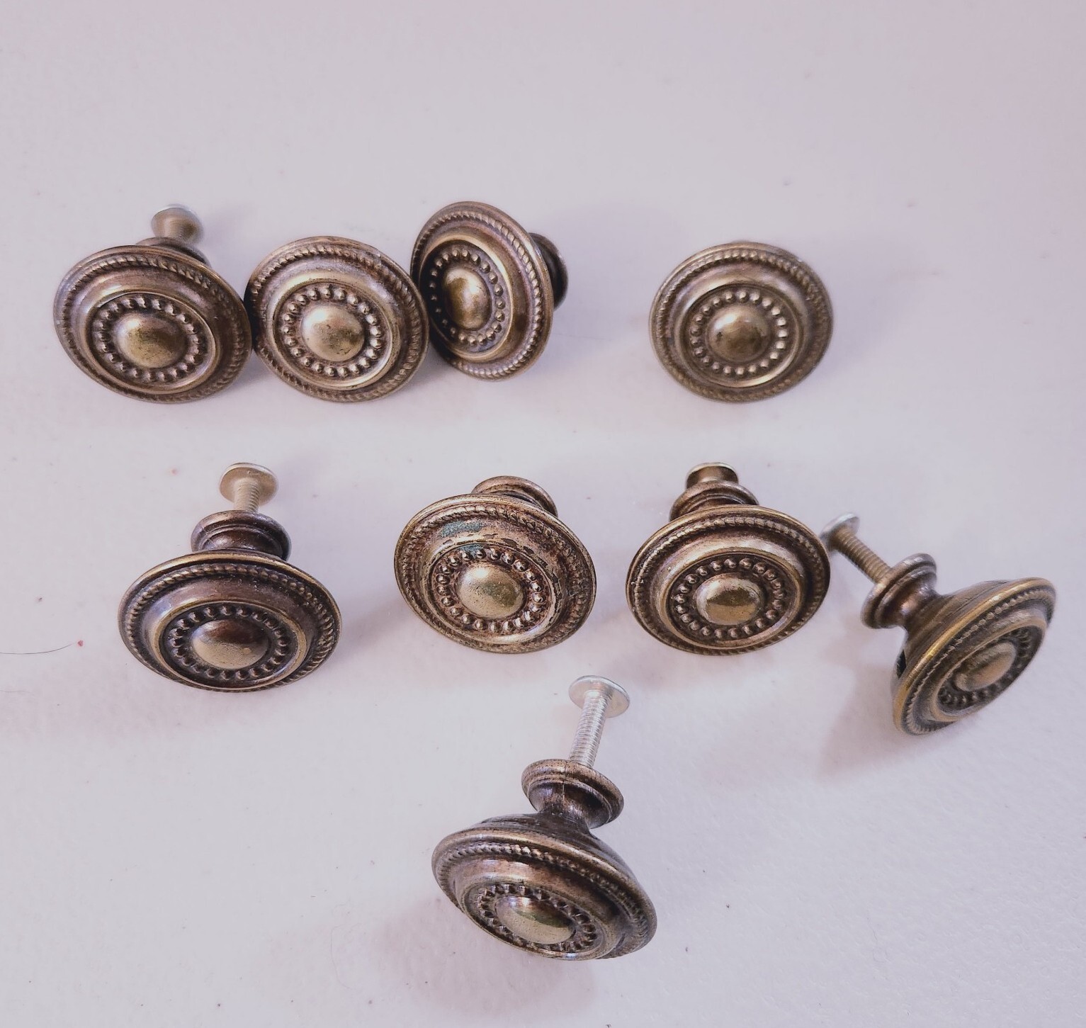 Vtg Salvaged Reclaimed Pulls Handles Dressers Metal Brass Mixed Hardware Lot