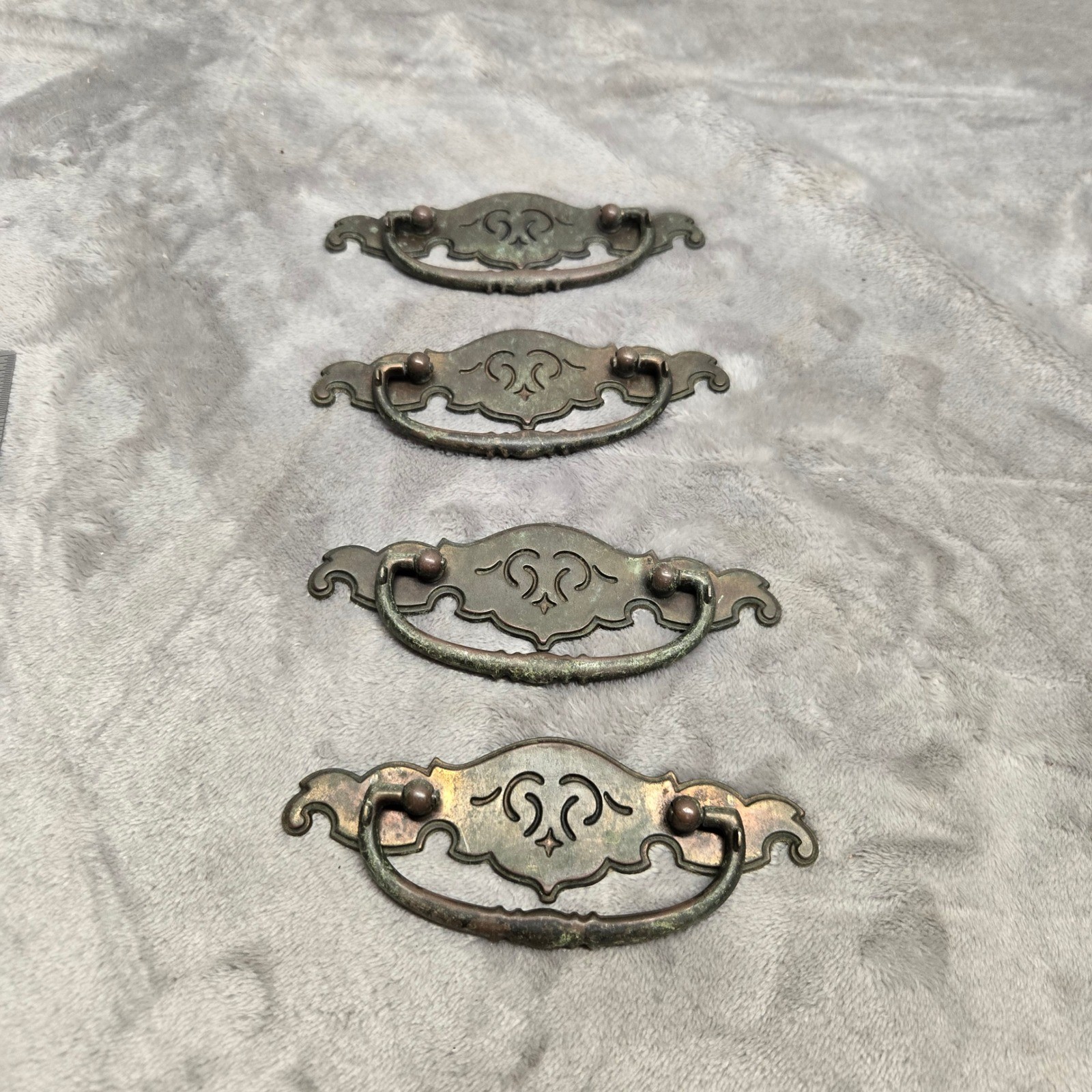 4 Keeler Brass Co KBC N-599 Vintage Bail Pull Drawer Handles Aged Brass 3″ CTC
