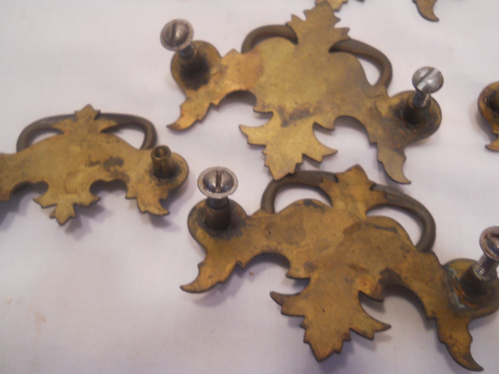 5 Vintage Ornate Brass color Drawer Floral Cabinet Pulls 3 large 2 small