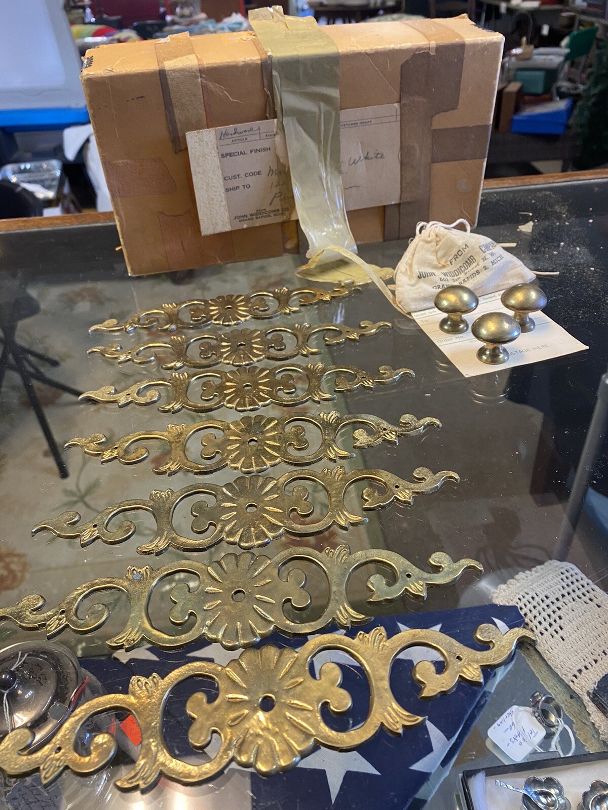7 Antique Cast Brass Ornate Cabinet Dresser Drawer Plates Keeler Brass