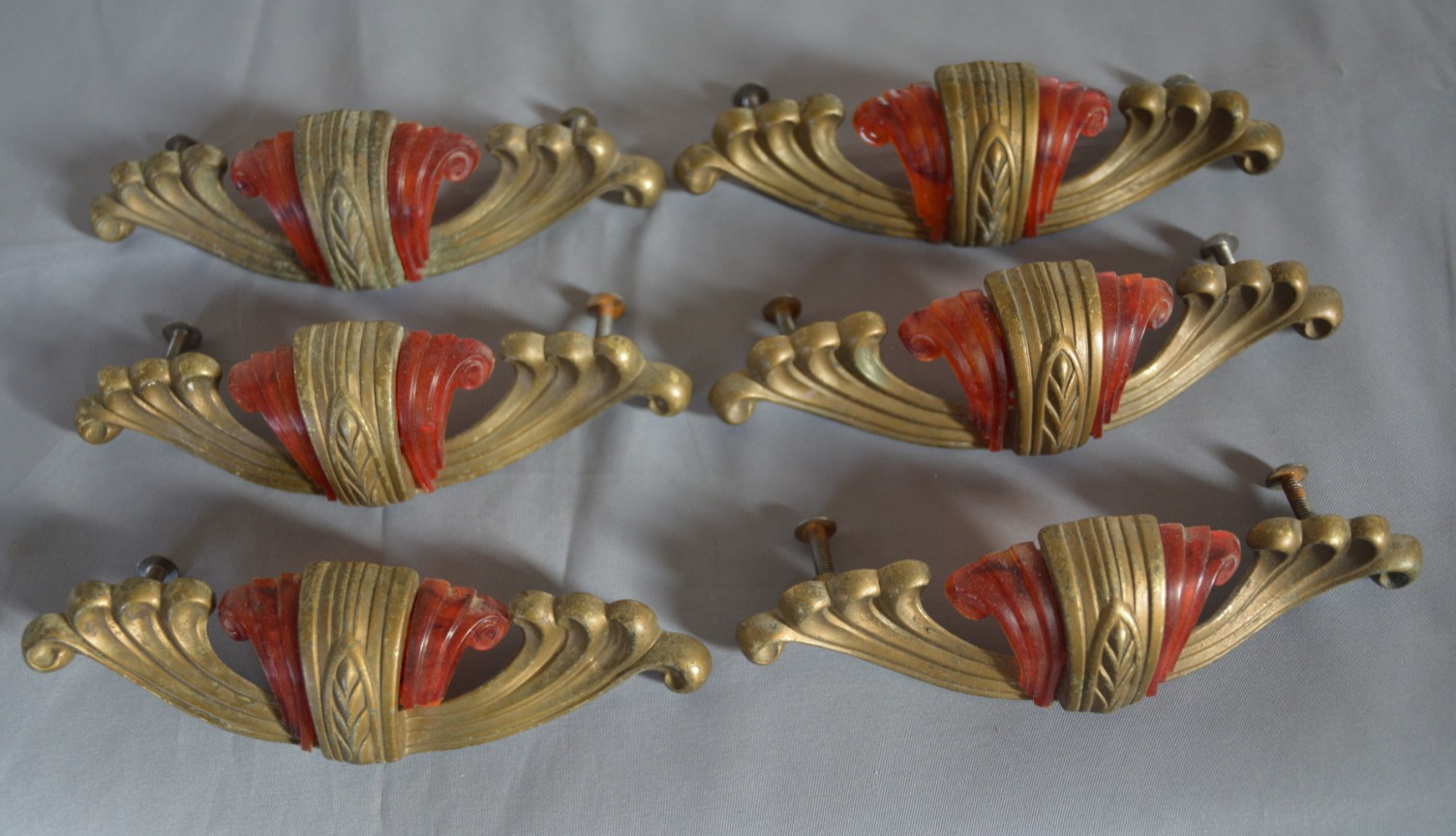GREAT SET 6 ANTIQUE VINTAGE ART DECO DRESSER METAL DRAWER PULLS W BAKELITE