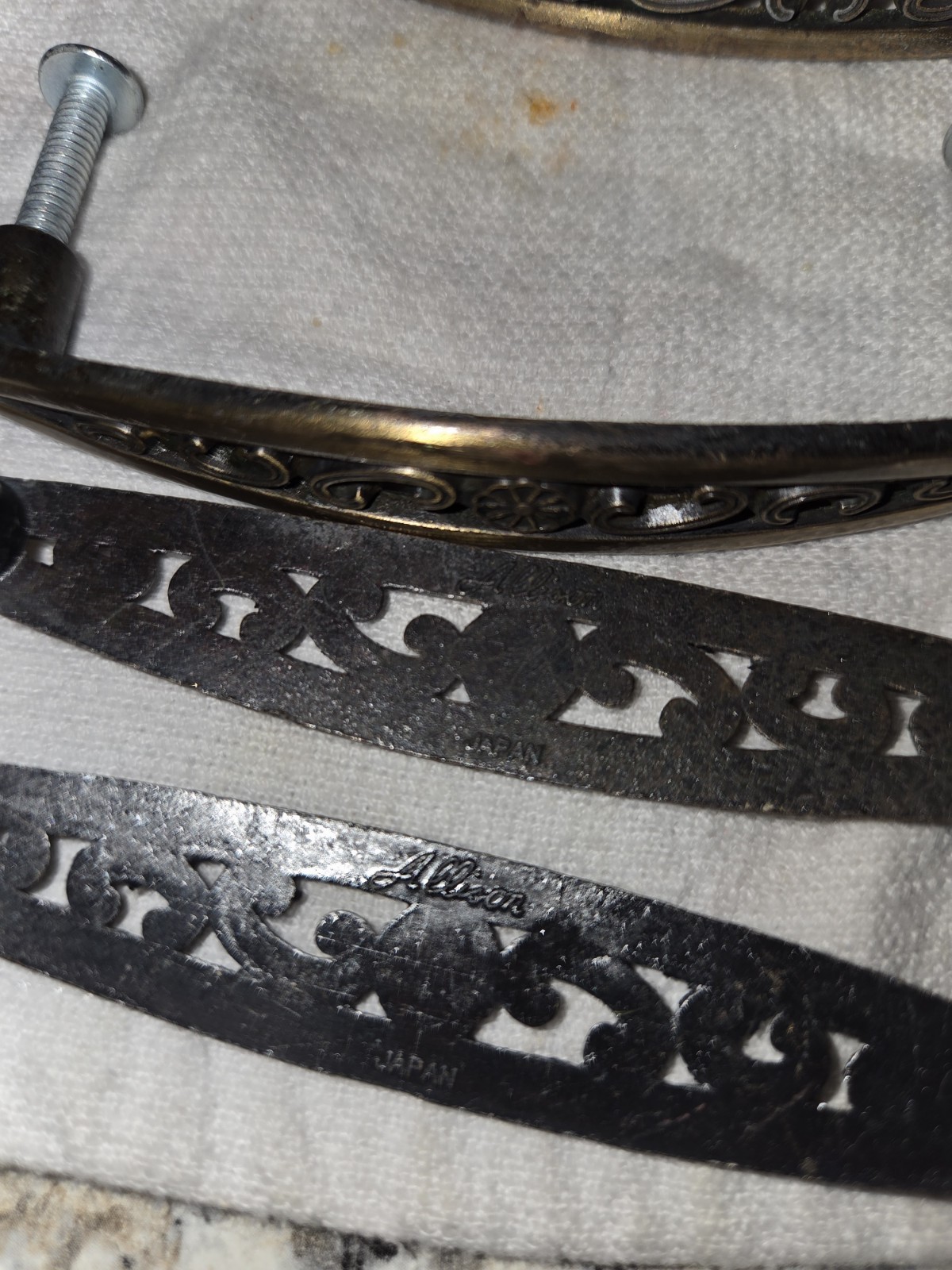 1 Vintage MCM Allison 891 Antique Gold Floral Filigree Pull Handle 3″ OC Japan